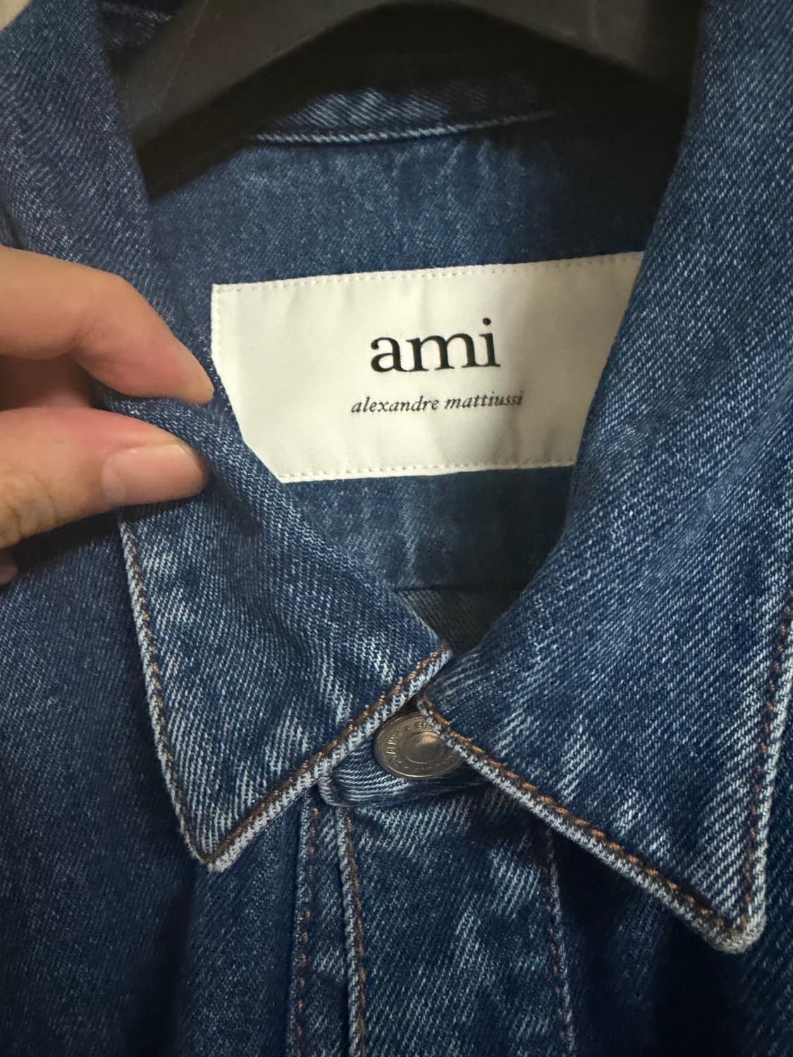 AMI 아미 스몰하트 로고 오버사이즈 데님 셔츠 자켓 상품이미지4