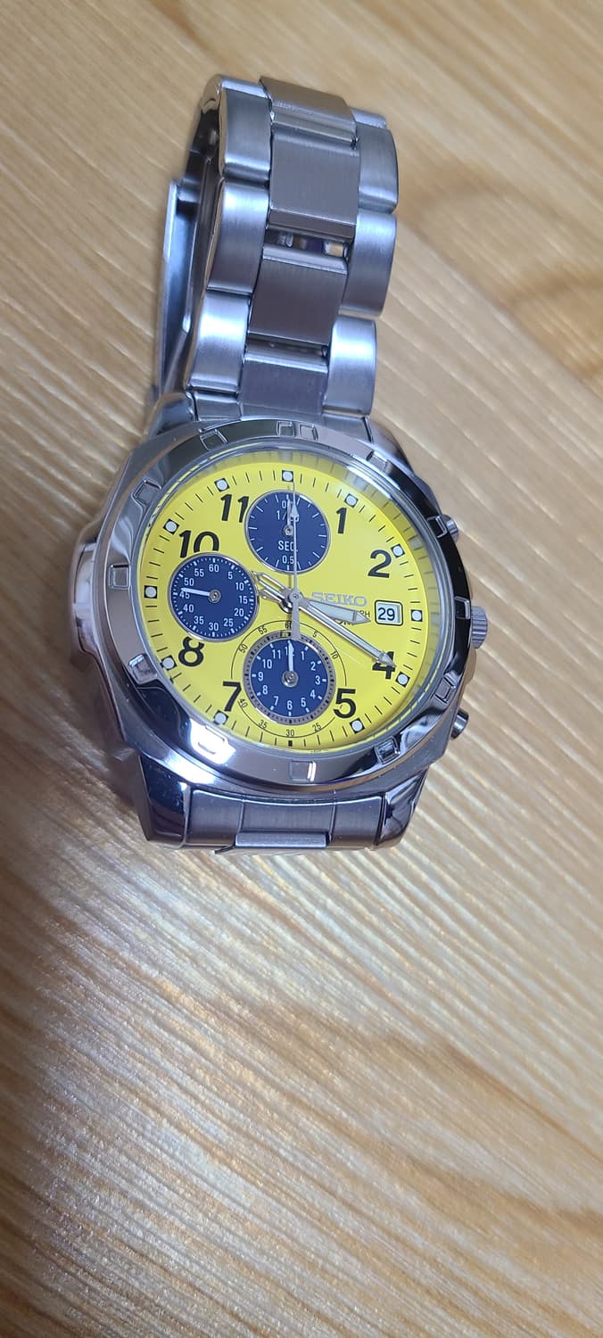 세이코 크로노그래프 쿼츠시계  상품이미지2