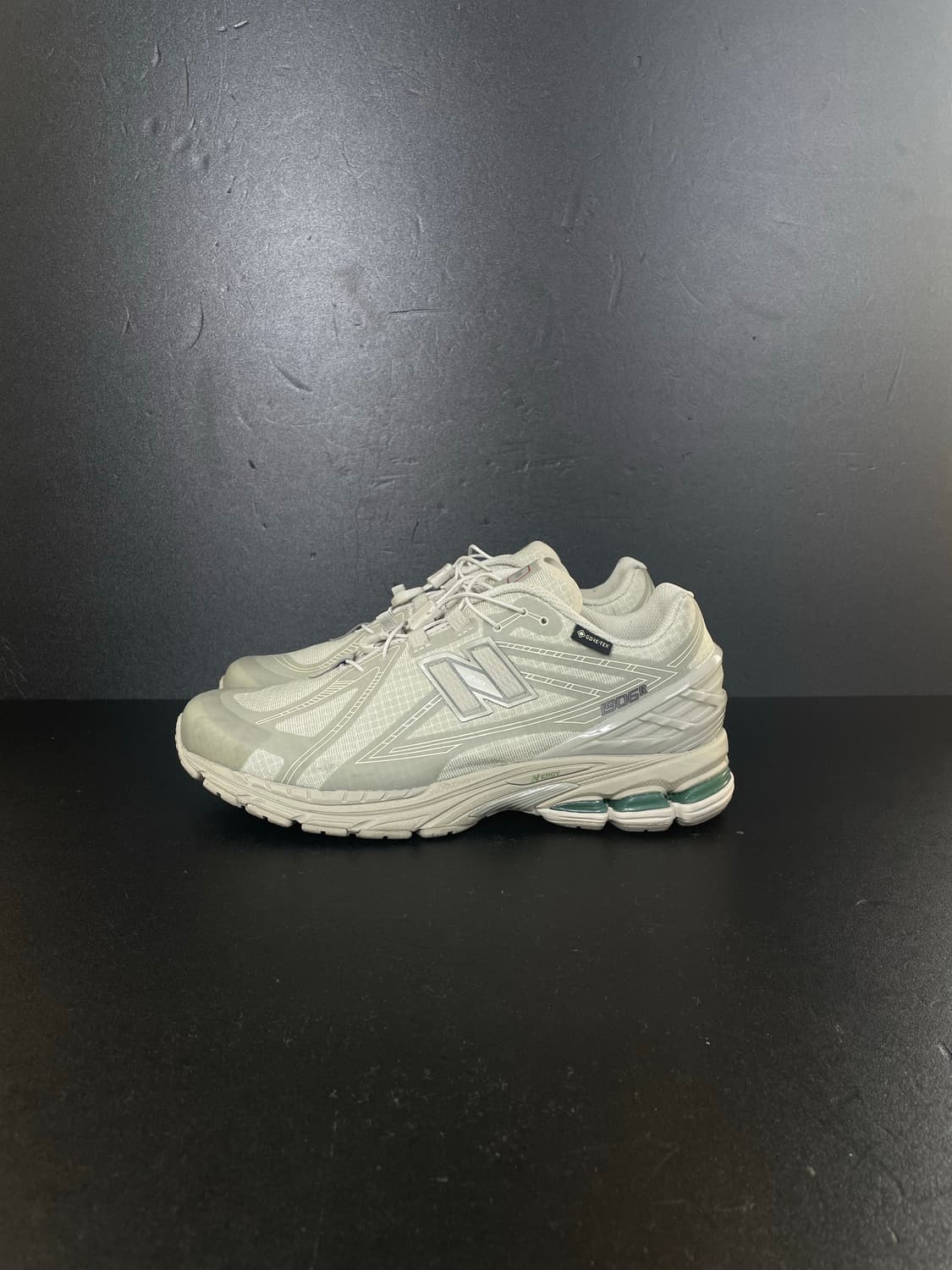 [275] 뉴발란스 1906R 고어텍스 스니커즈 상품이미지3