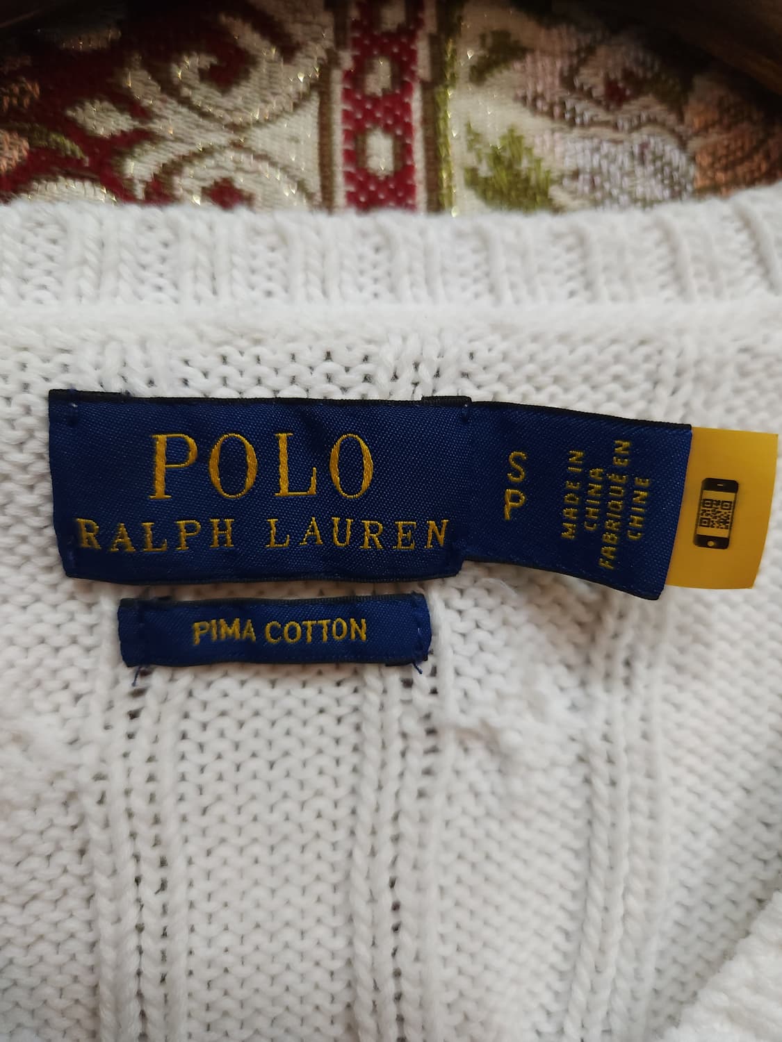 폴로 랄프로렌 화이트 케이블 피마코튼 브이넥 니트
​
 상품이미지2