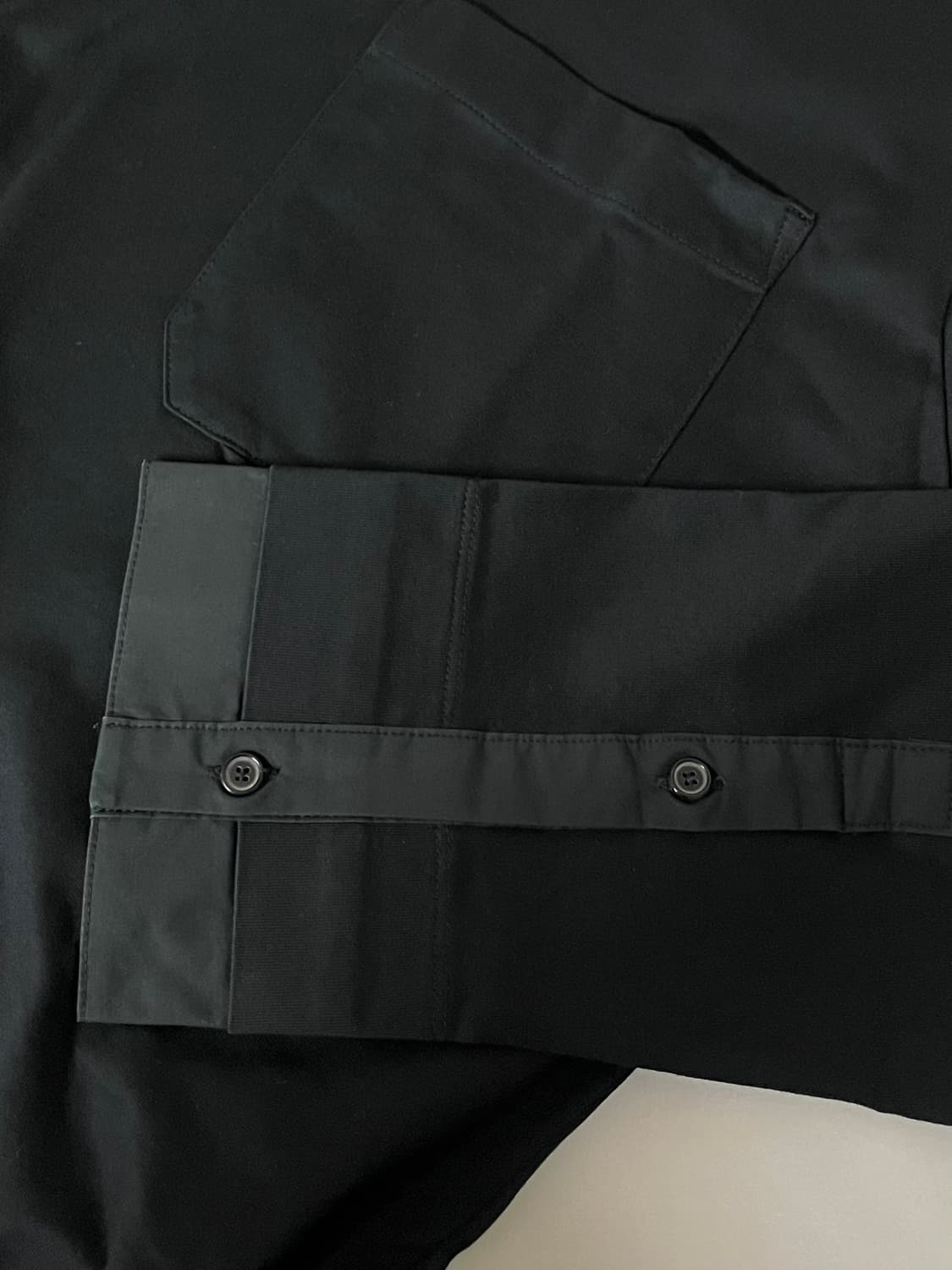 46) 솔리드옴므 포켓 롱슬리브 티셔츠 블랙 상품이미지7