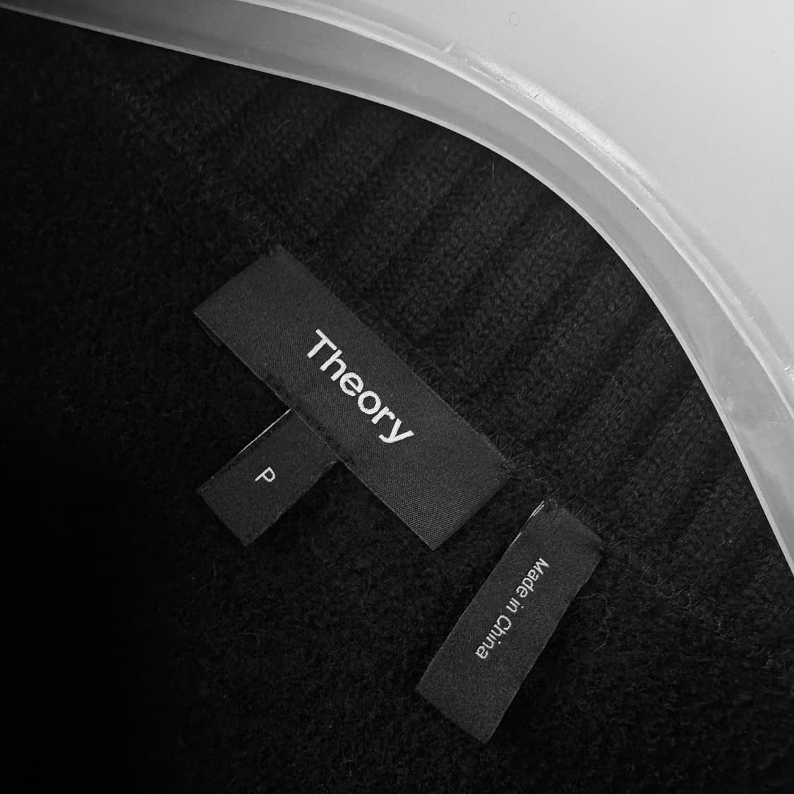 띠어리 펠트 블랙 울 집업 코트 상품이미지2