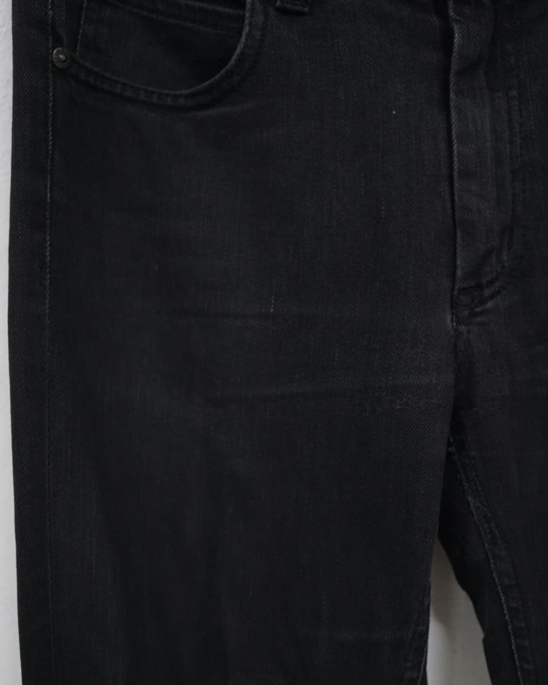 아크네 블랙진 상품이미지6