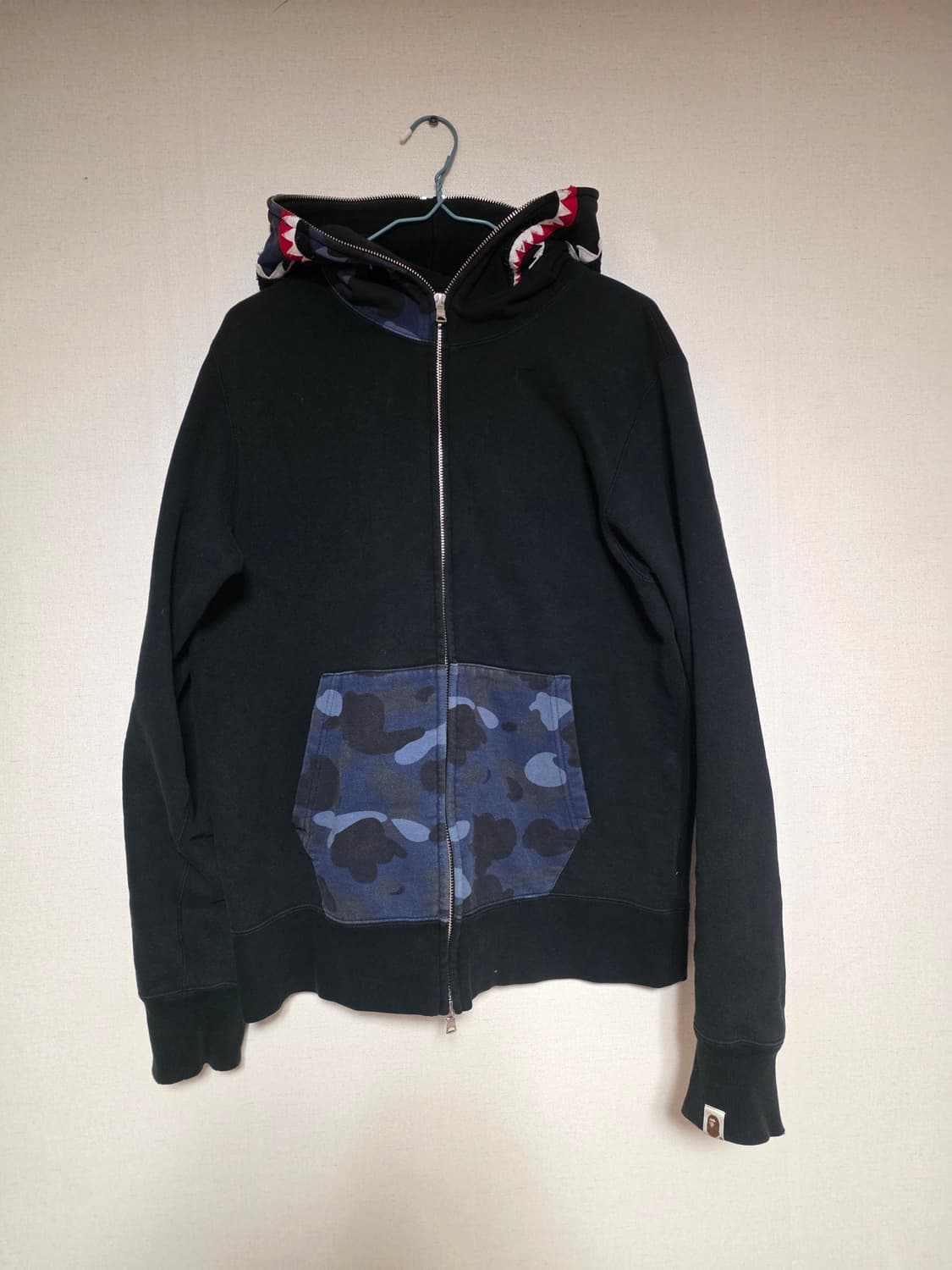 [L]베이프 블루 반카모 샤크후드집업 상품이미지1