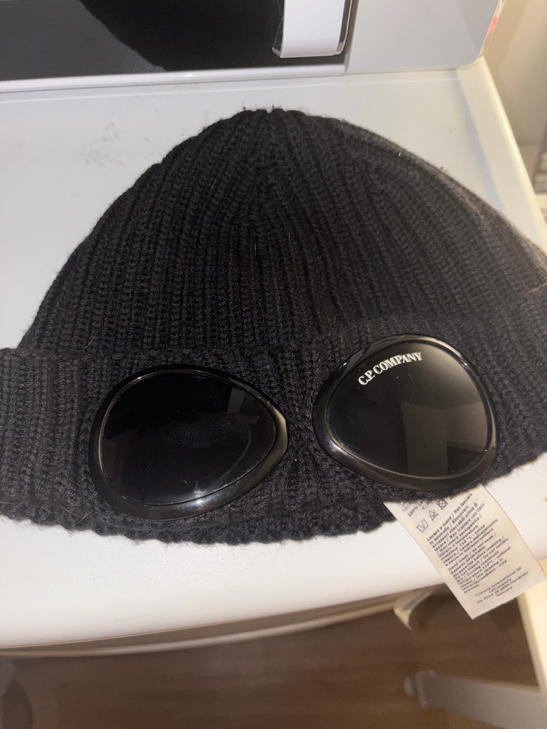 CP컴퍼니 고글 비니 블랙 상품이미지1