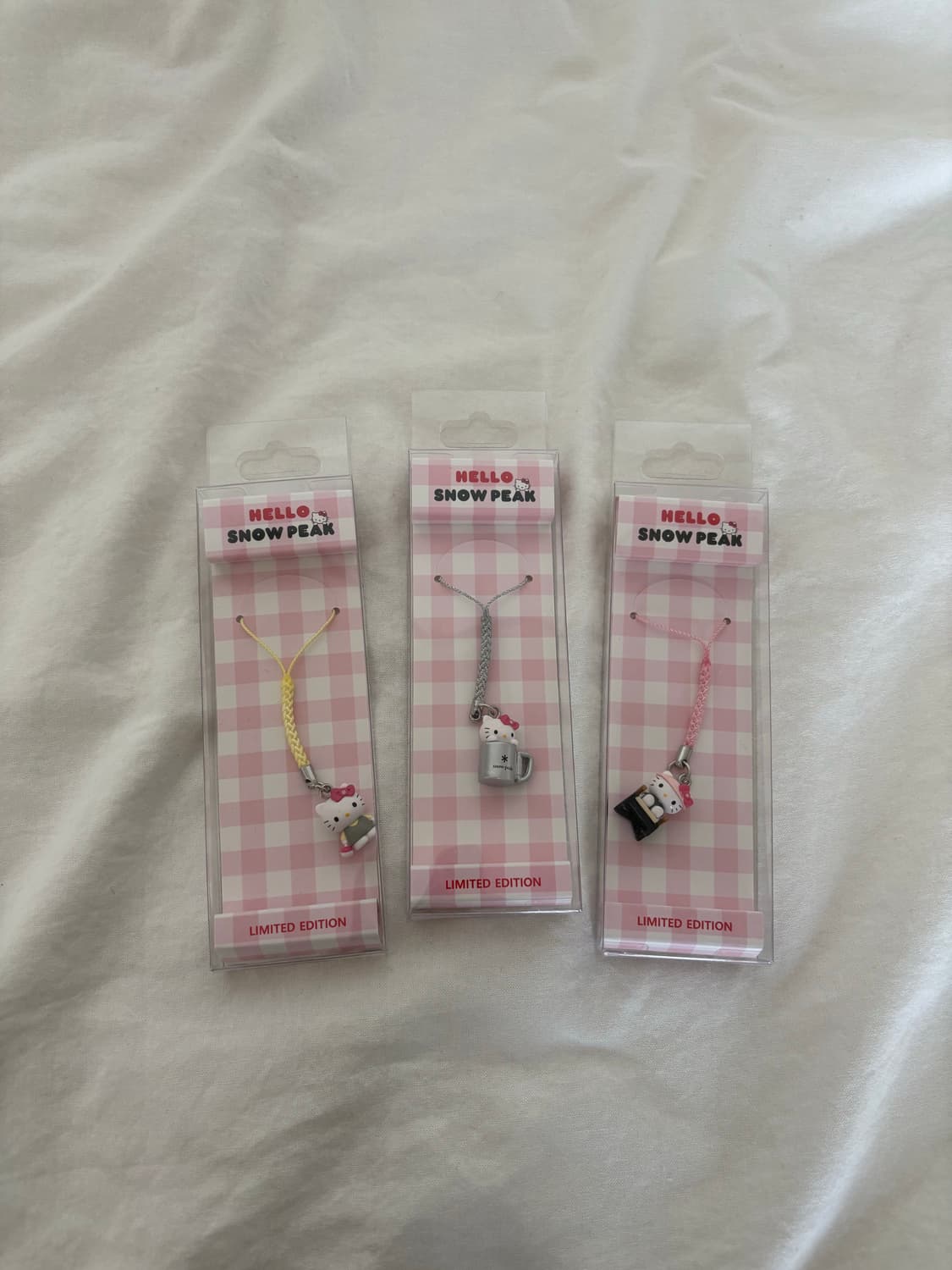 스노우피크 헬로키티 키링 핸드폰고리 상품이미지1