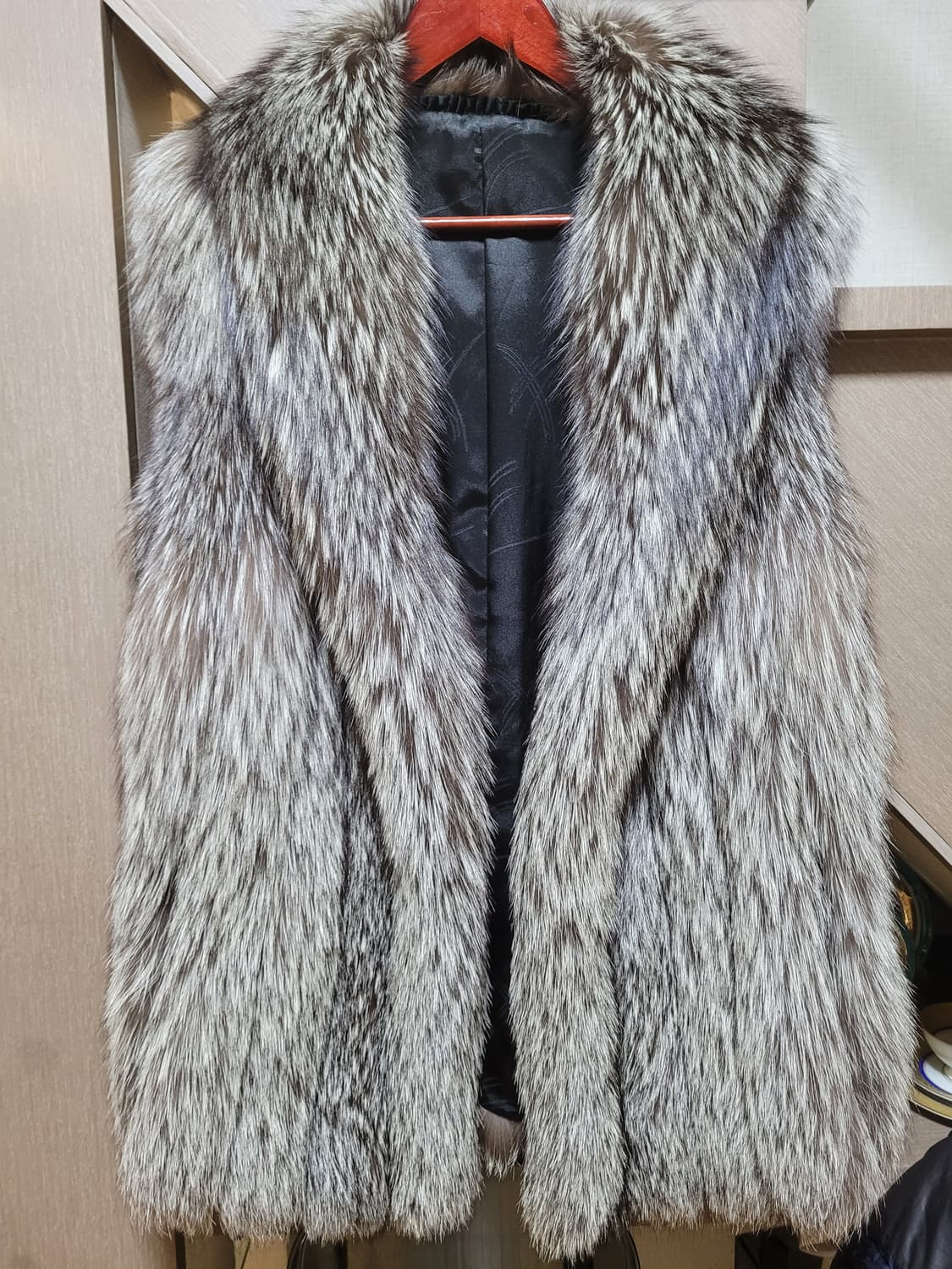 사가폭스 로얄등급 실버폭스 베스트 조끼 상품이미지1