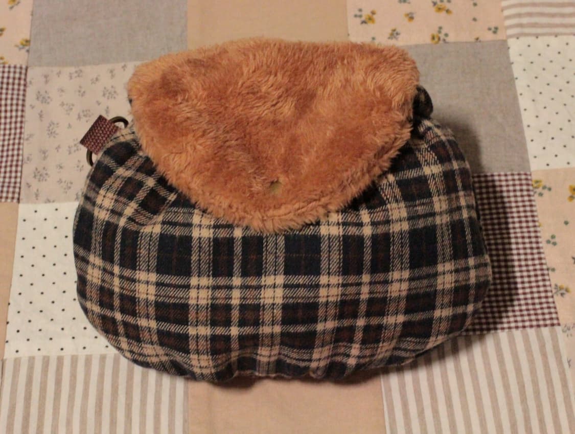 핸드메이드 퍼 밴딩 파우치 상품이미지2