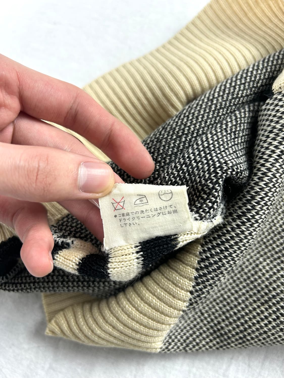 데상트 아디다스 니트 스웨터 상품이미지6