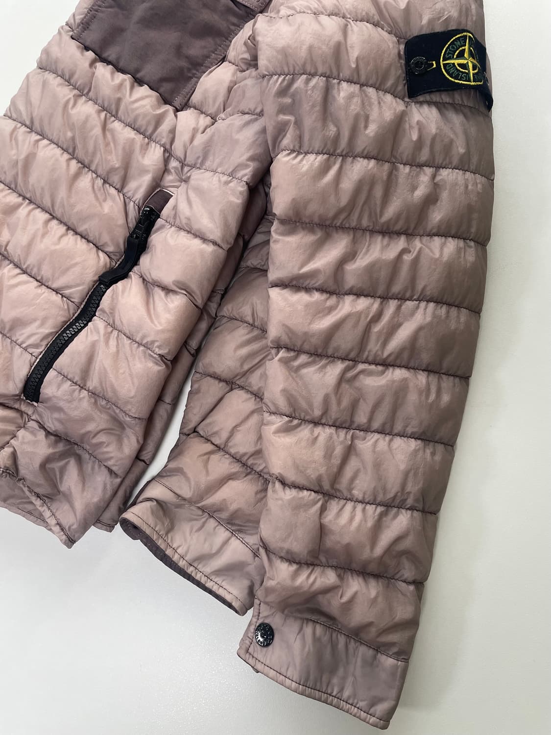 [L] 스톤 아일랜드 마이크로 얀 경량 패딩 상품이미지6