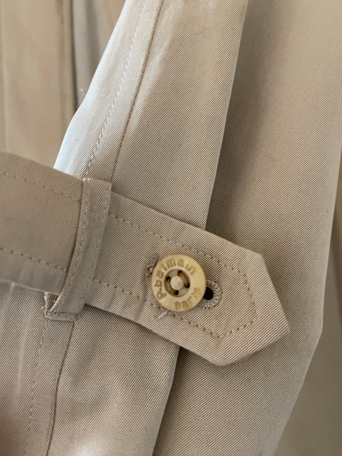 pierre balmain 피에르 발망 베이지 트렌치 코트 상품이미지2