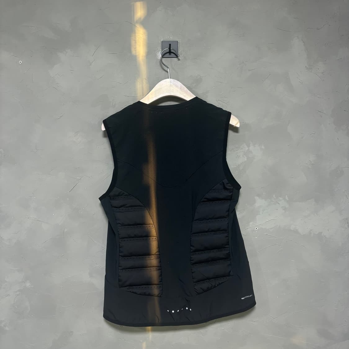 나이키 러닝 에어로로프트 베스트 상품이미지4