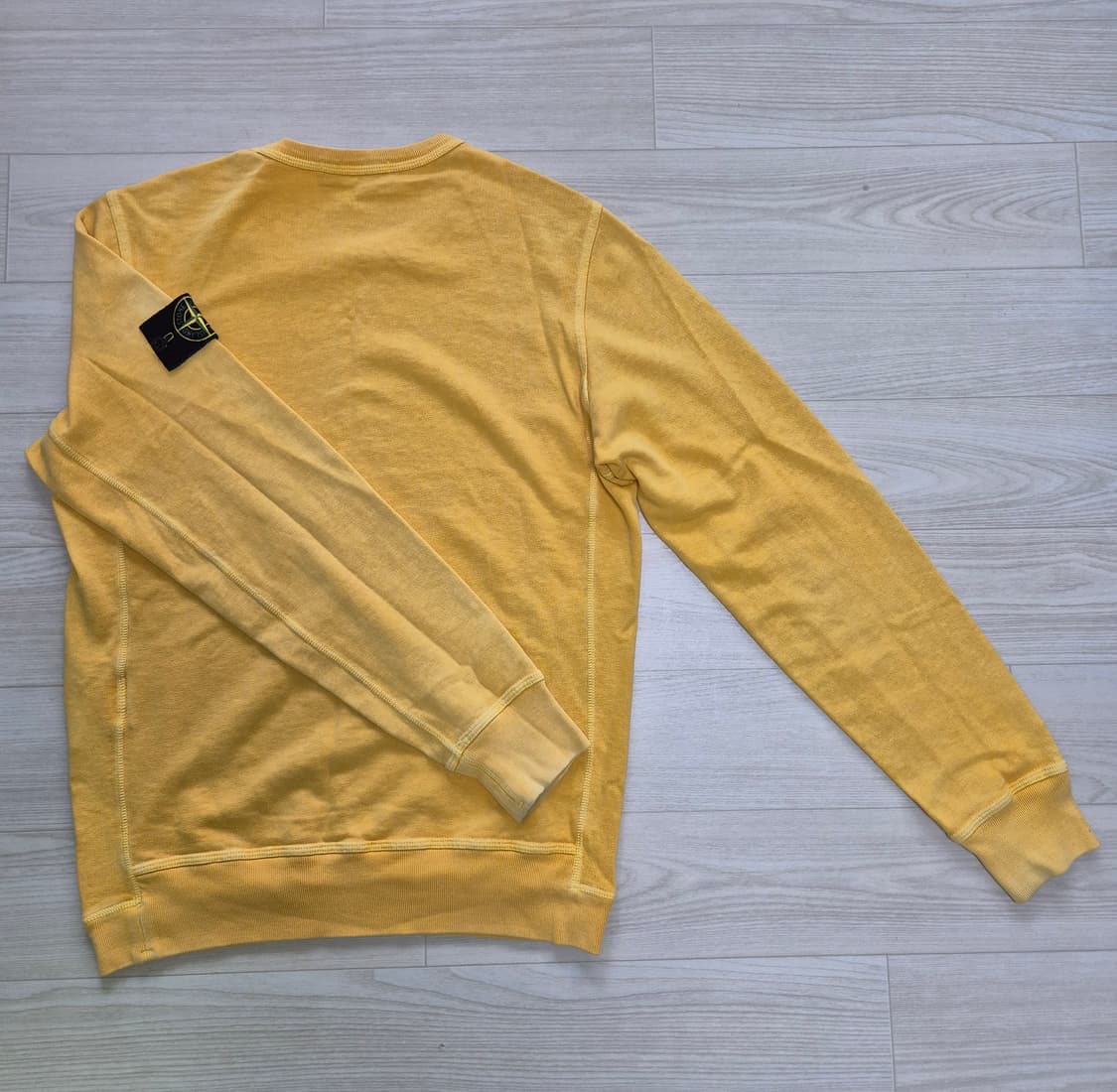 (정품) 스톤 아일랜드 머스타드 옐로우 맨투맨 S 상품이미지2