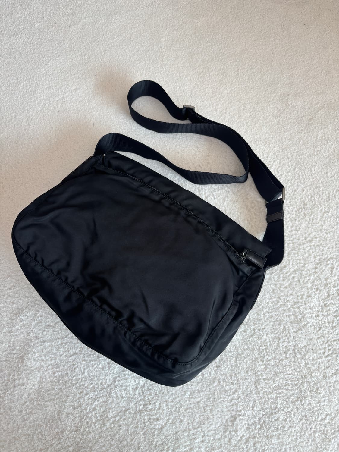 프라다 나일론 메신저백 (풀구성) 상품이미지2