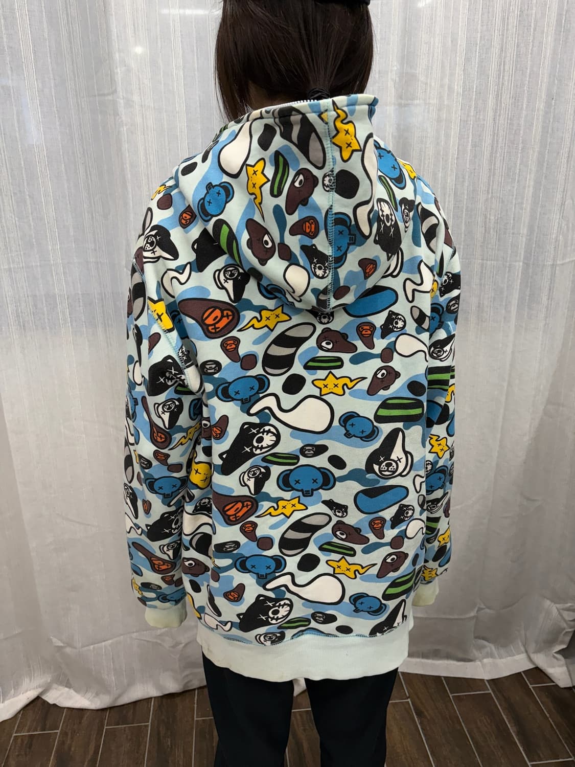 베이프 베이비 마일로 x 카우스 애니멀 킹덤 풀집업 후드  상품이미지2