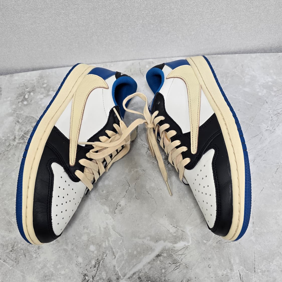 조던 트래비스 스캇 프라그먼트 스니커즈 신발 250사이즈 판매 상품이미지4