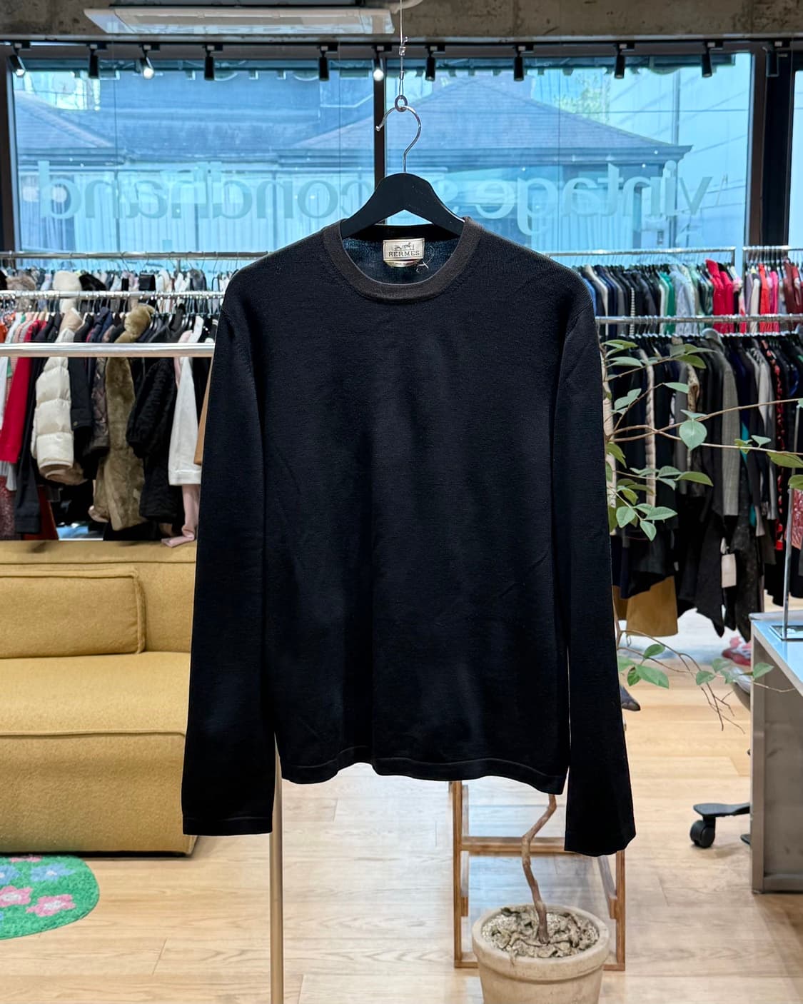 에르메스 블랙 라나 매리노울 라운드 니트  상품이미지1