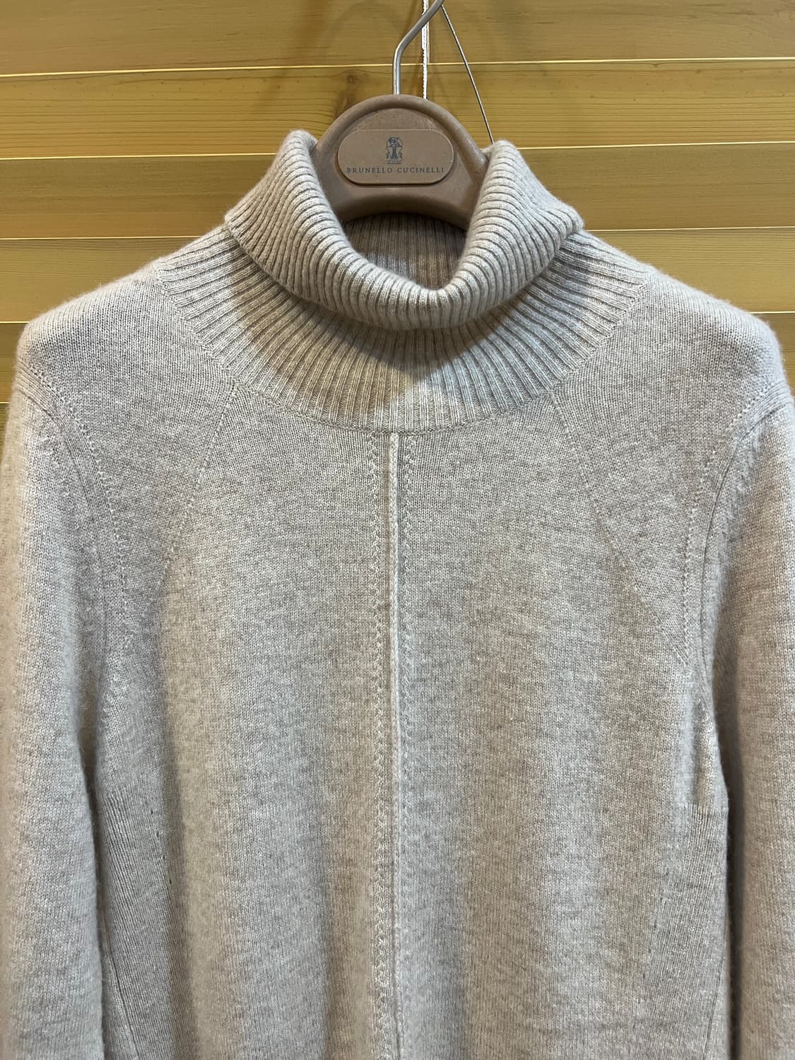 손정완 여성 오트밀베이지 캐시미어100니트 터틀넥니트  상품이미지1