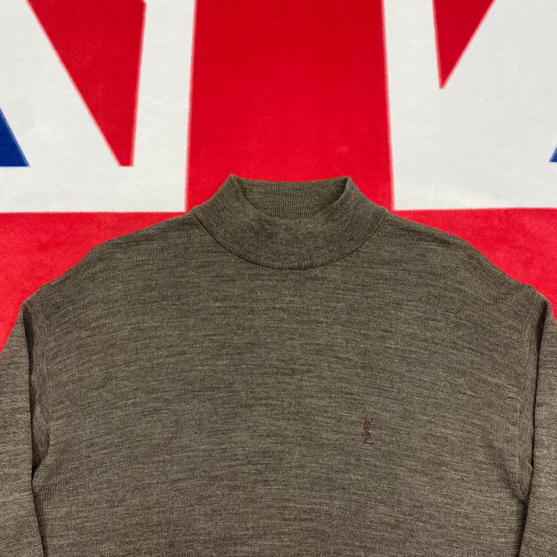 YSL 반폴라니트 상품이미지2