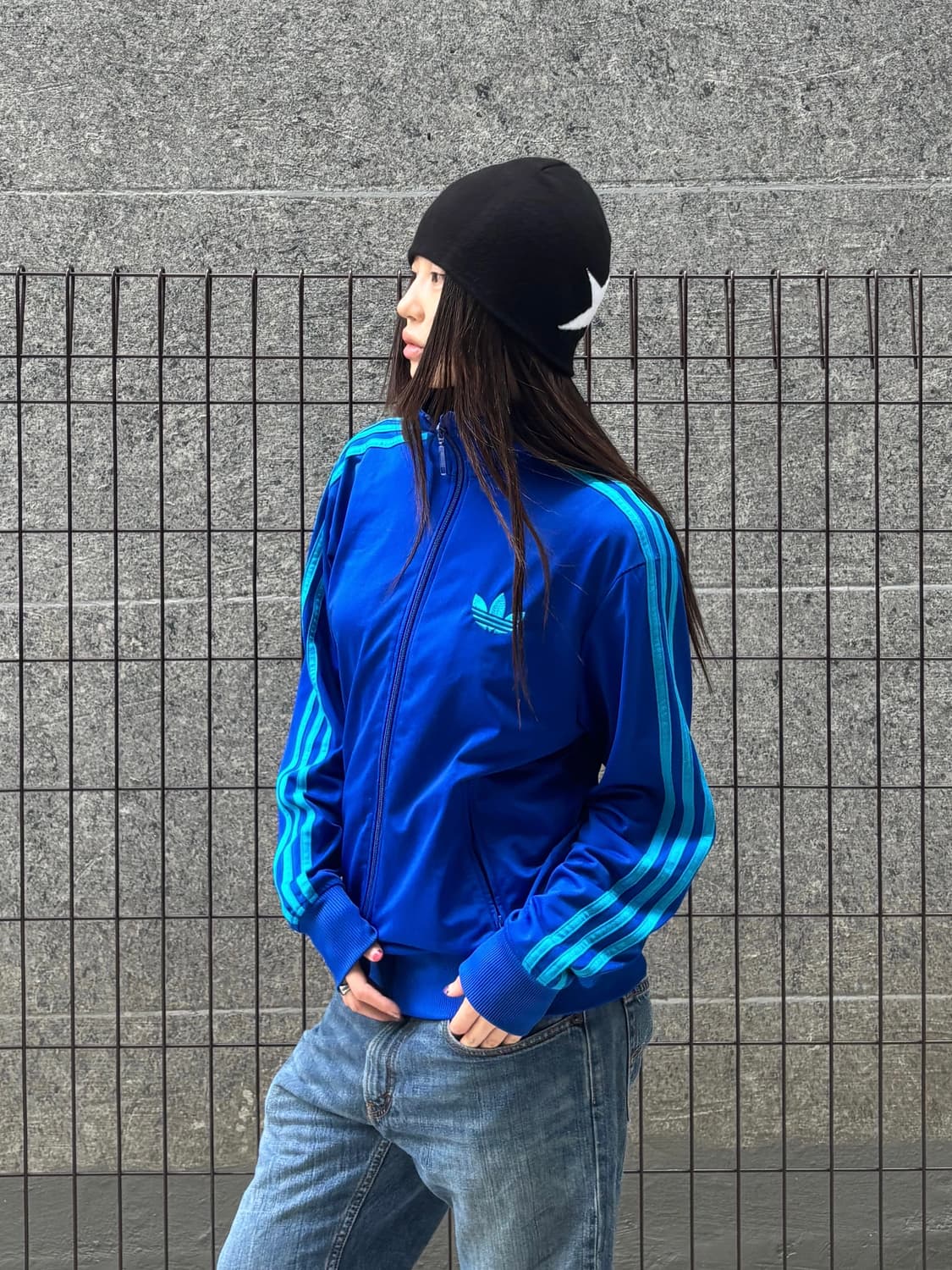 아디다스 블루 삼선 트랙탑 상품이미지1