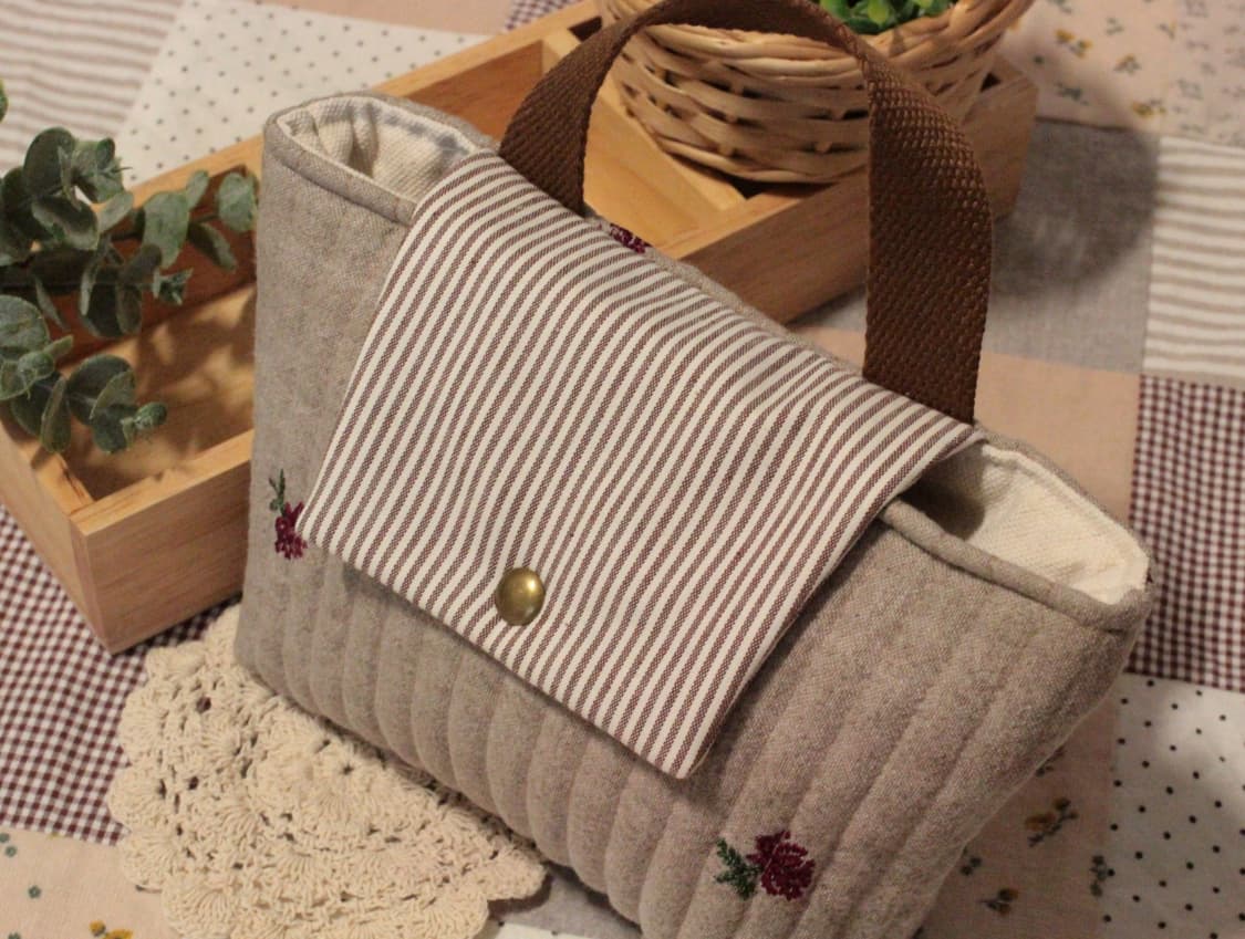 핸드메이드 누빔 손잡이 파우치 상품이미지6