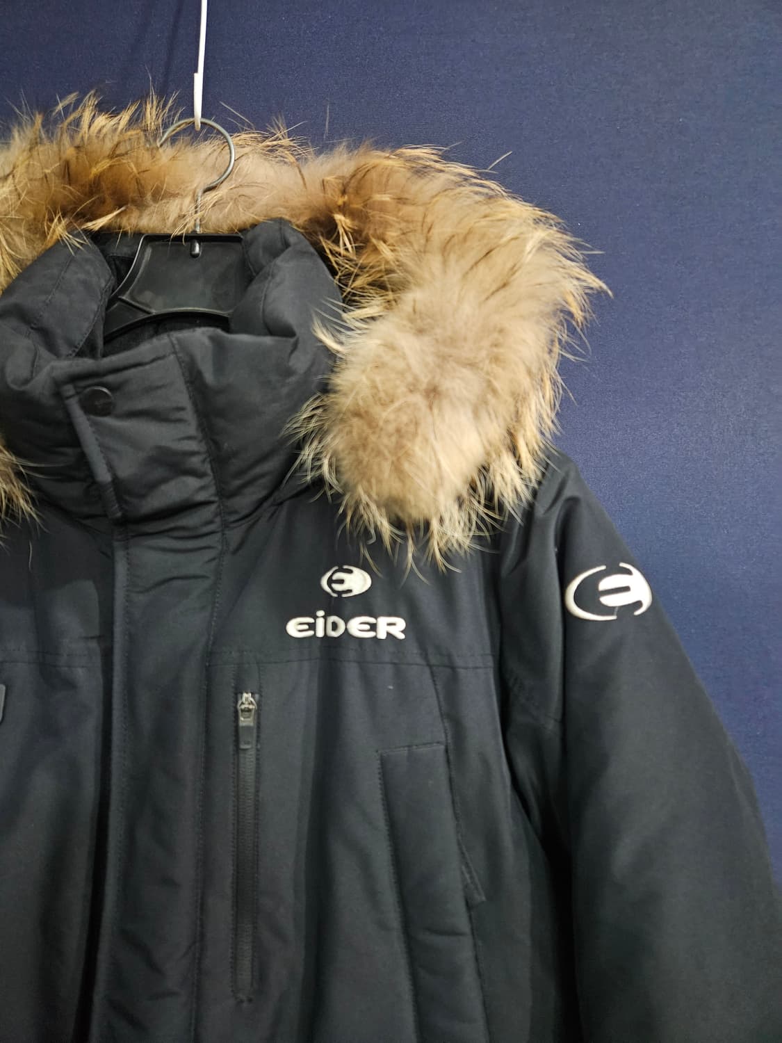 아이더 700필 블랙컬러 남성 100 덕다운 롱패딩  상품이미지4