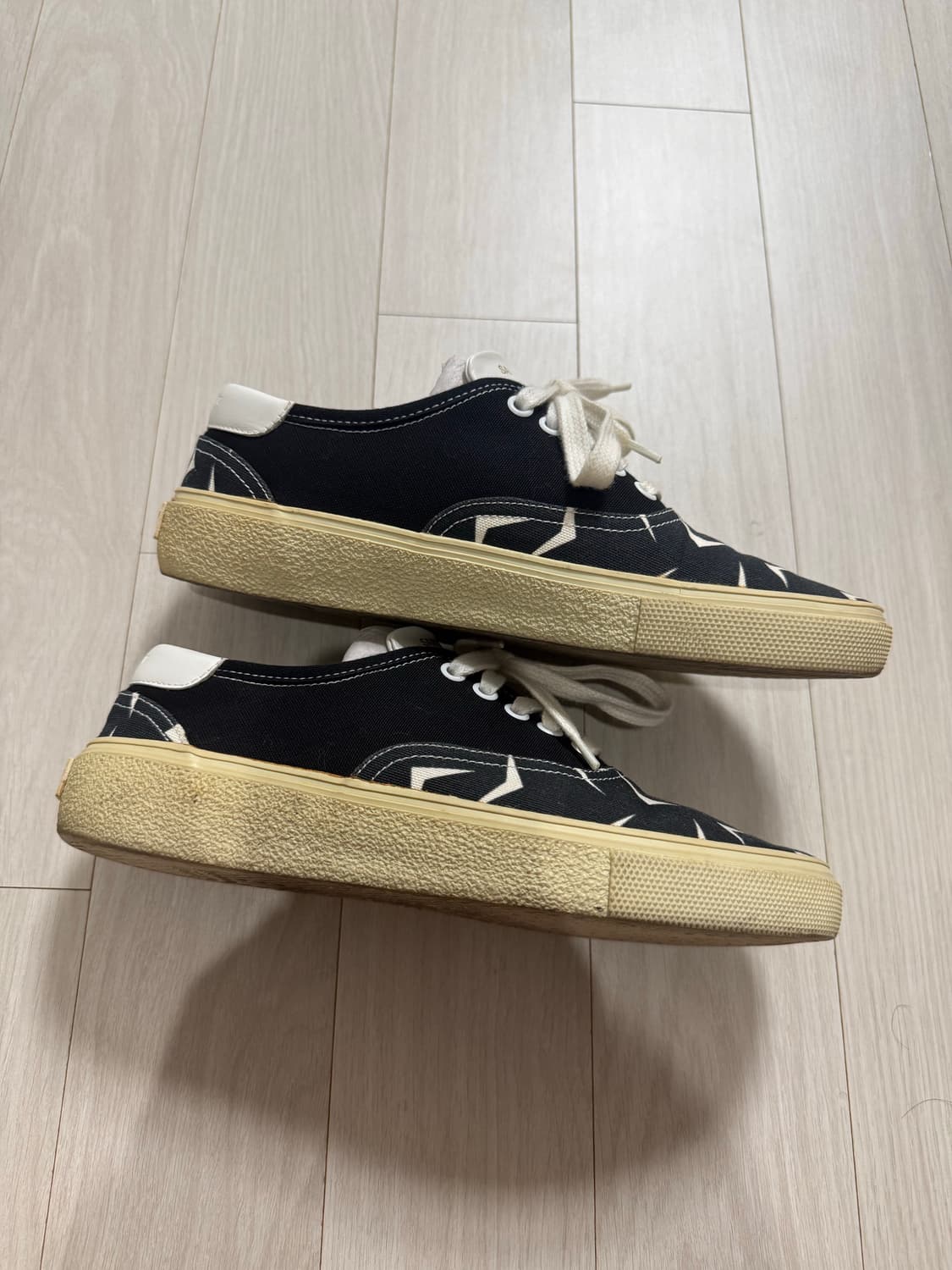 생로랑 15FW 부메랑 스니커즈 상품이미지4