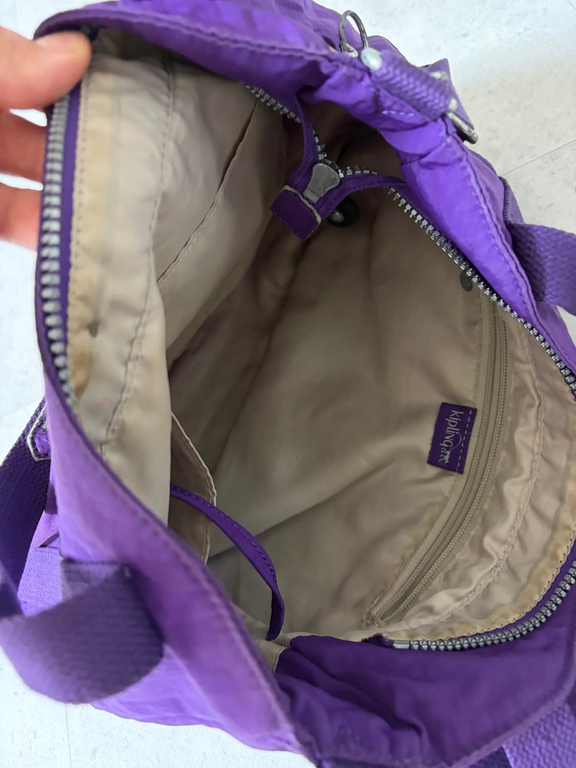 키플링 퍼플 크로스백 상품이미지4