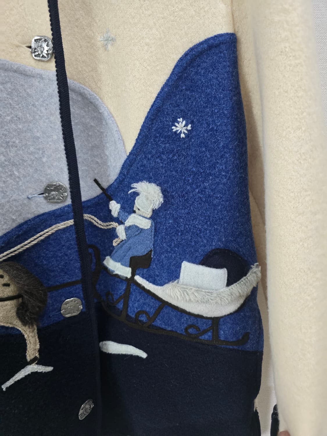 매장판 기스바인 아플리케 울니트집업 상품이미지4