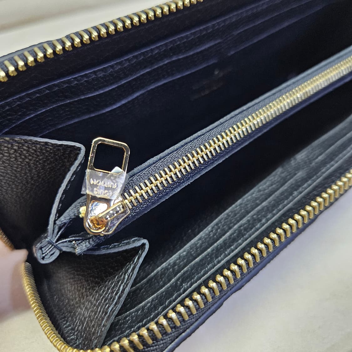 루이비통 클레망스 장지갑 앙프렝뜨 블랙 상품이미지7