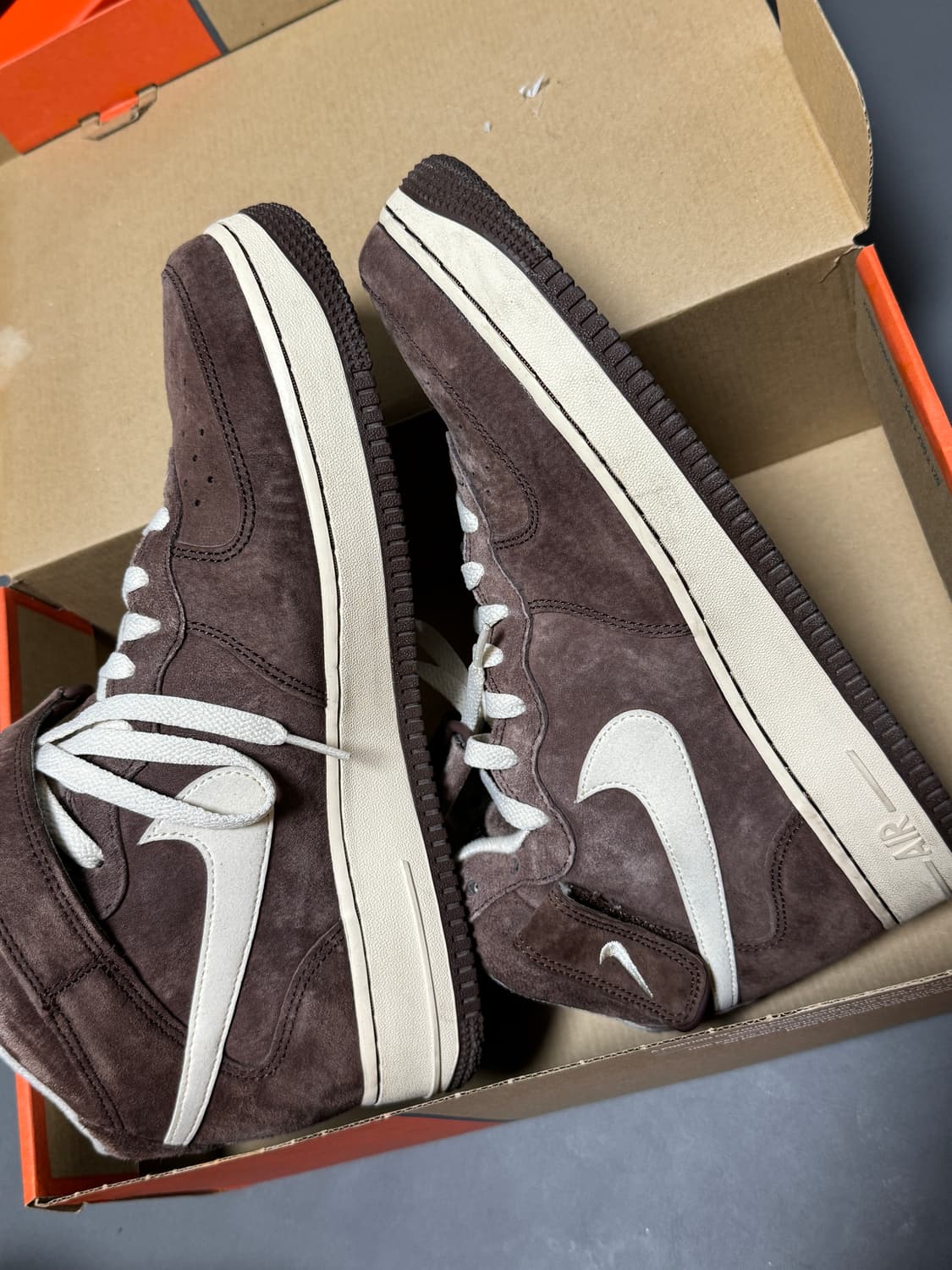 나이키 에어포스 1 미드 '07 QS 초콜릿 280사이즈 상품이미지4