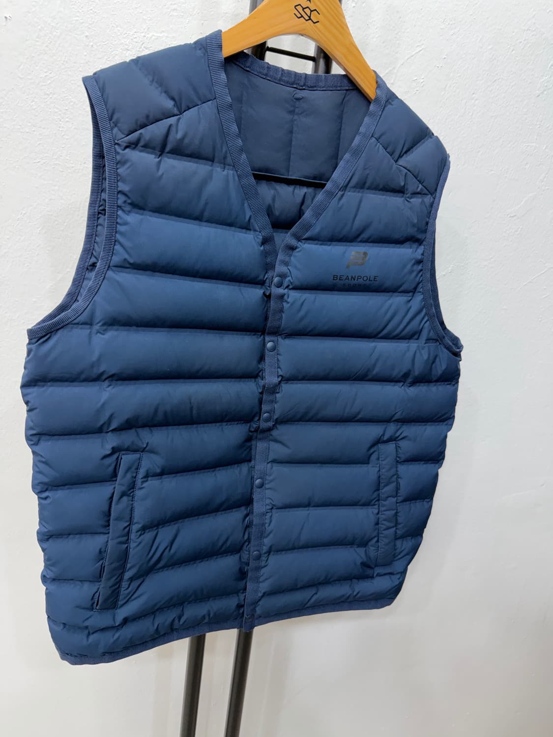 정품) 빈폴 남성 네이비 패딩 조끼 95 상품이미지2
