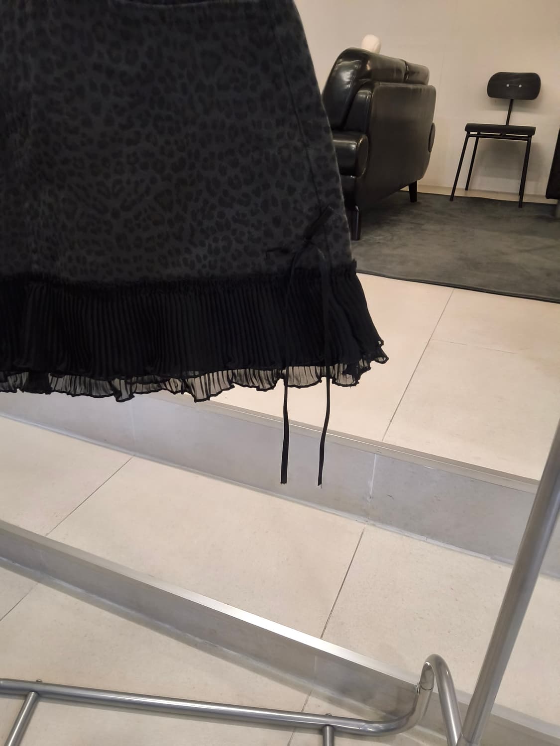 레오파드 프릴 미니스커트 상품이미지2