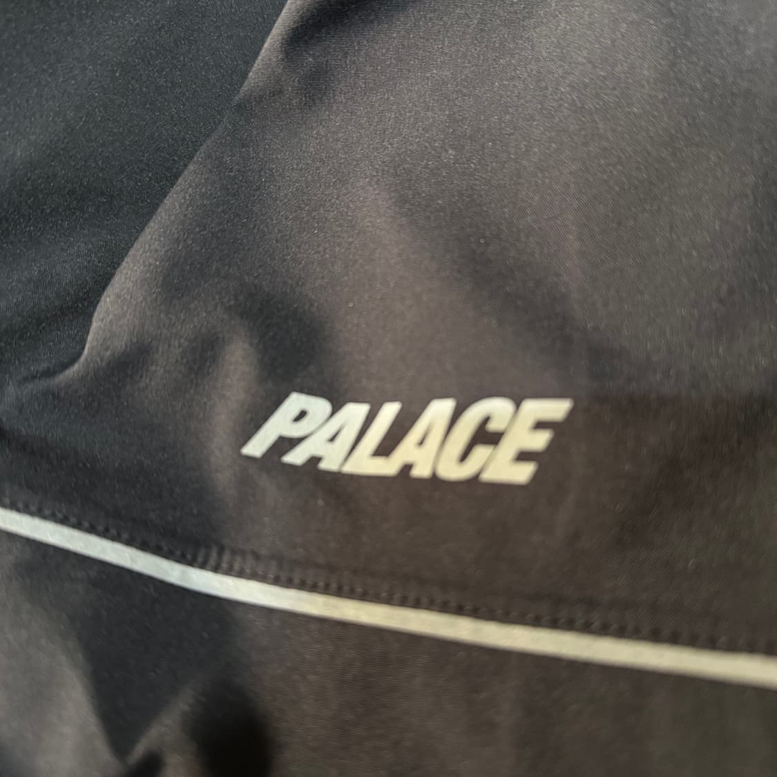 [L] 팔라스 고어텍스 S-라이트 자켓 블랙 - 23SS 상품이미지4