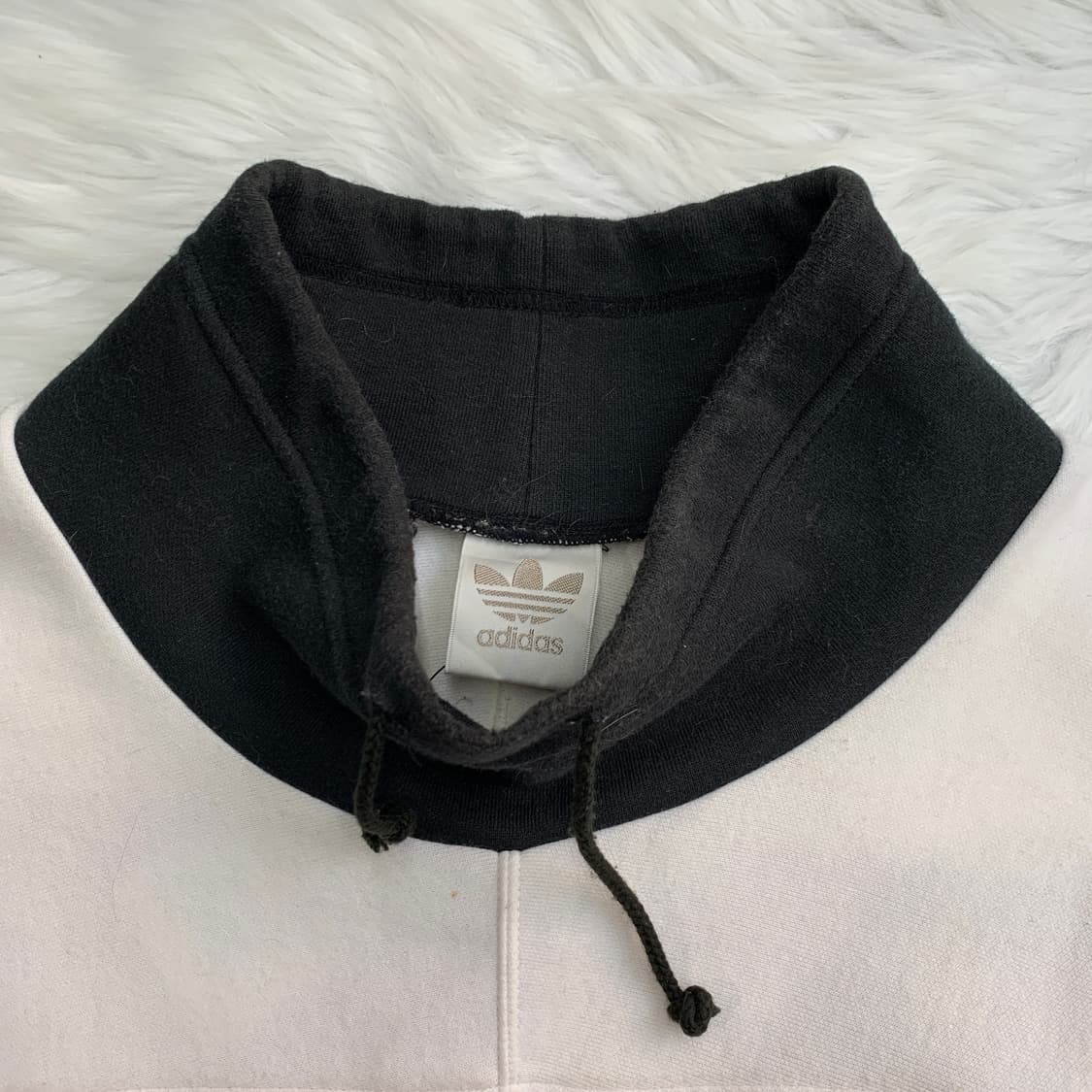 아디다스 90's 빈티지 트레포일 빅로고 스웨트셔츠 1720 상품이미지3