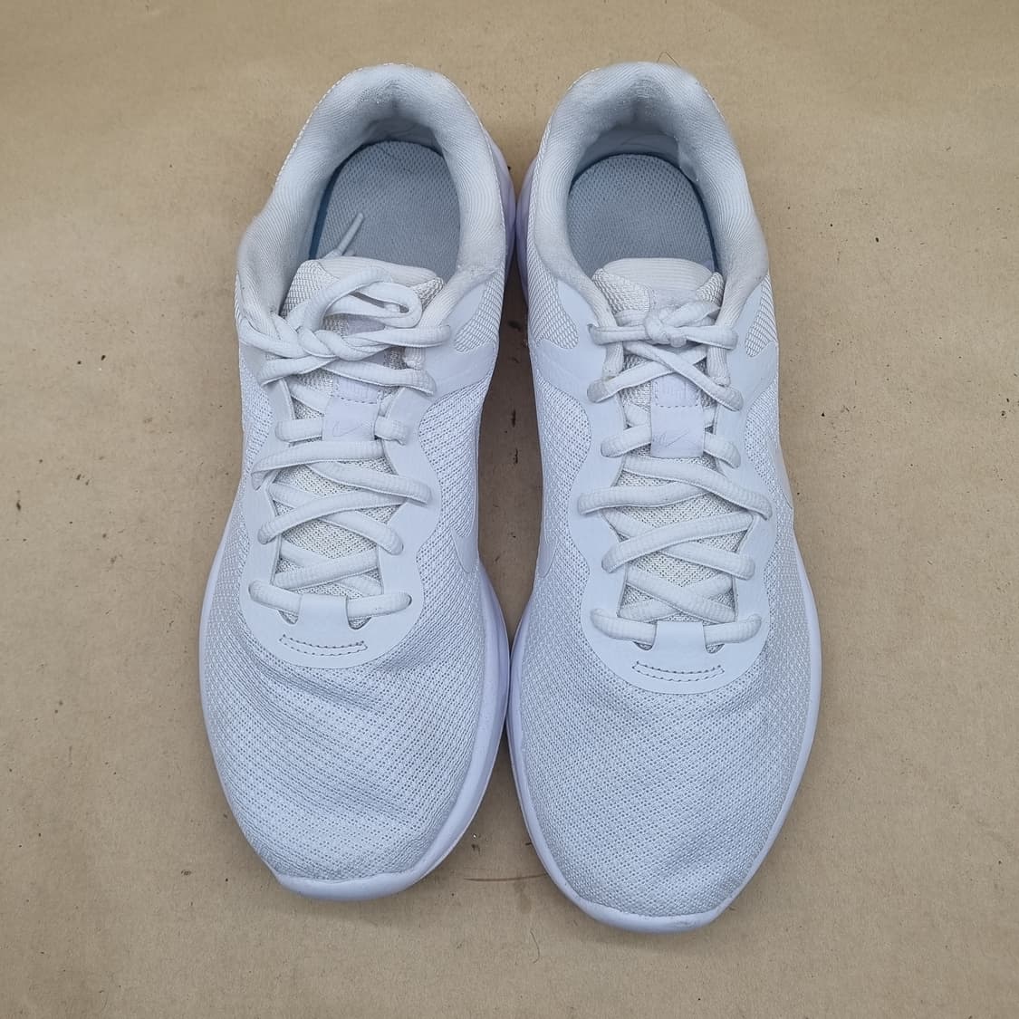 나이키 레볼루션6 남성 운동화 275 상품이미지2