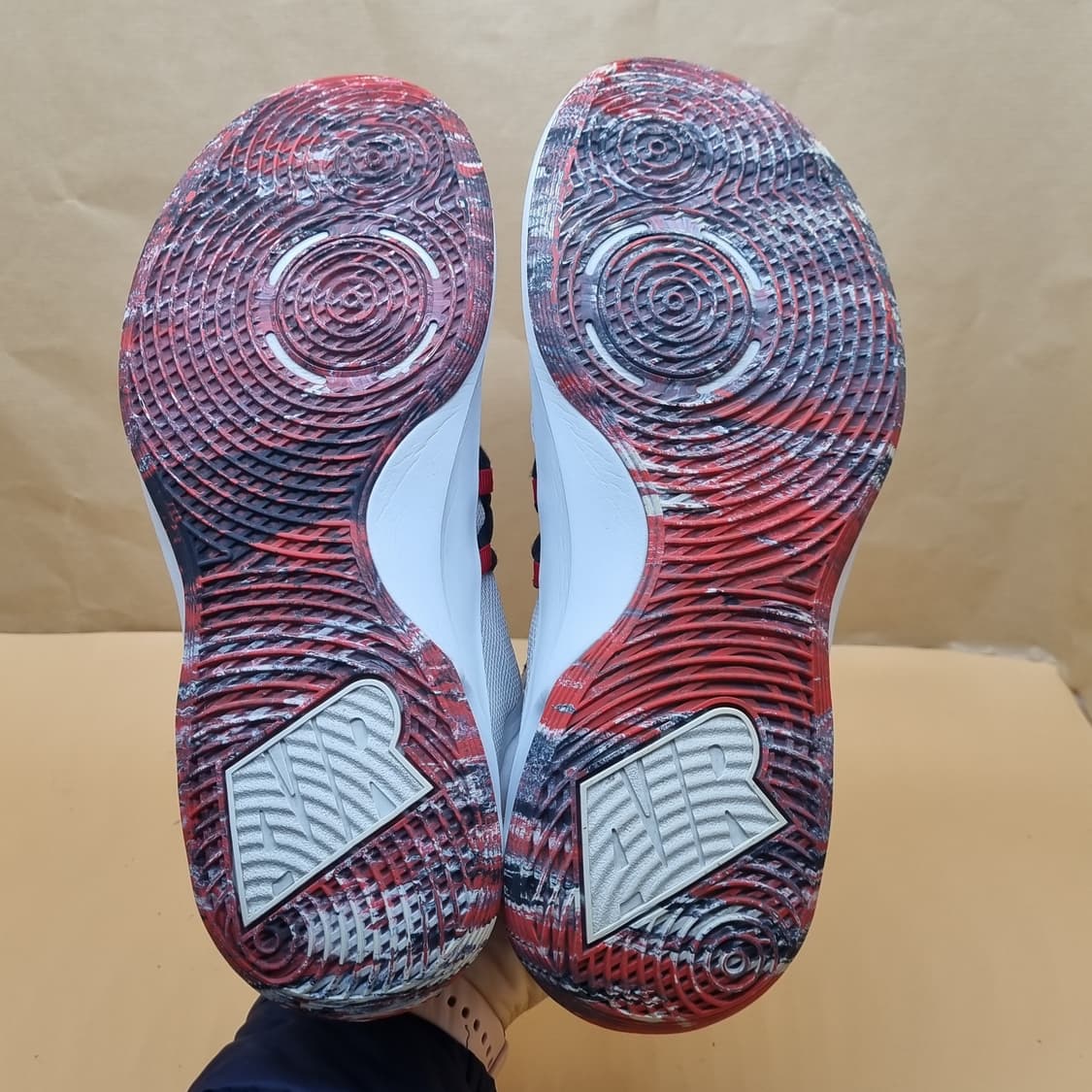 나이키 에어 버지타일4 농구화270 상품이미지3