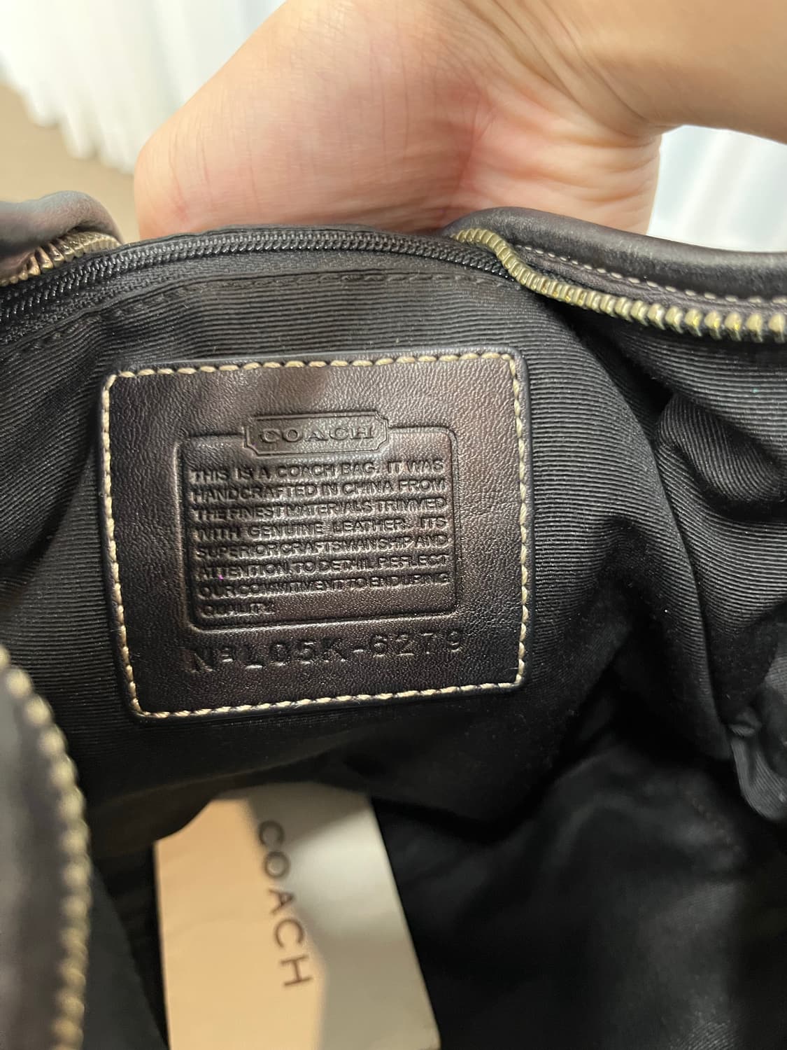 Coach Black Half Moon Bag 상품이미지9