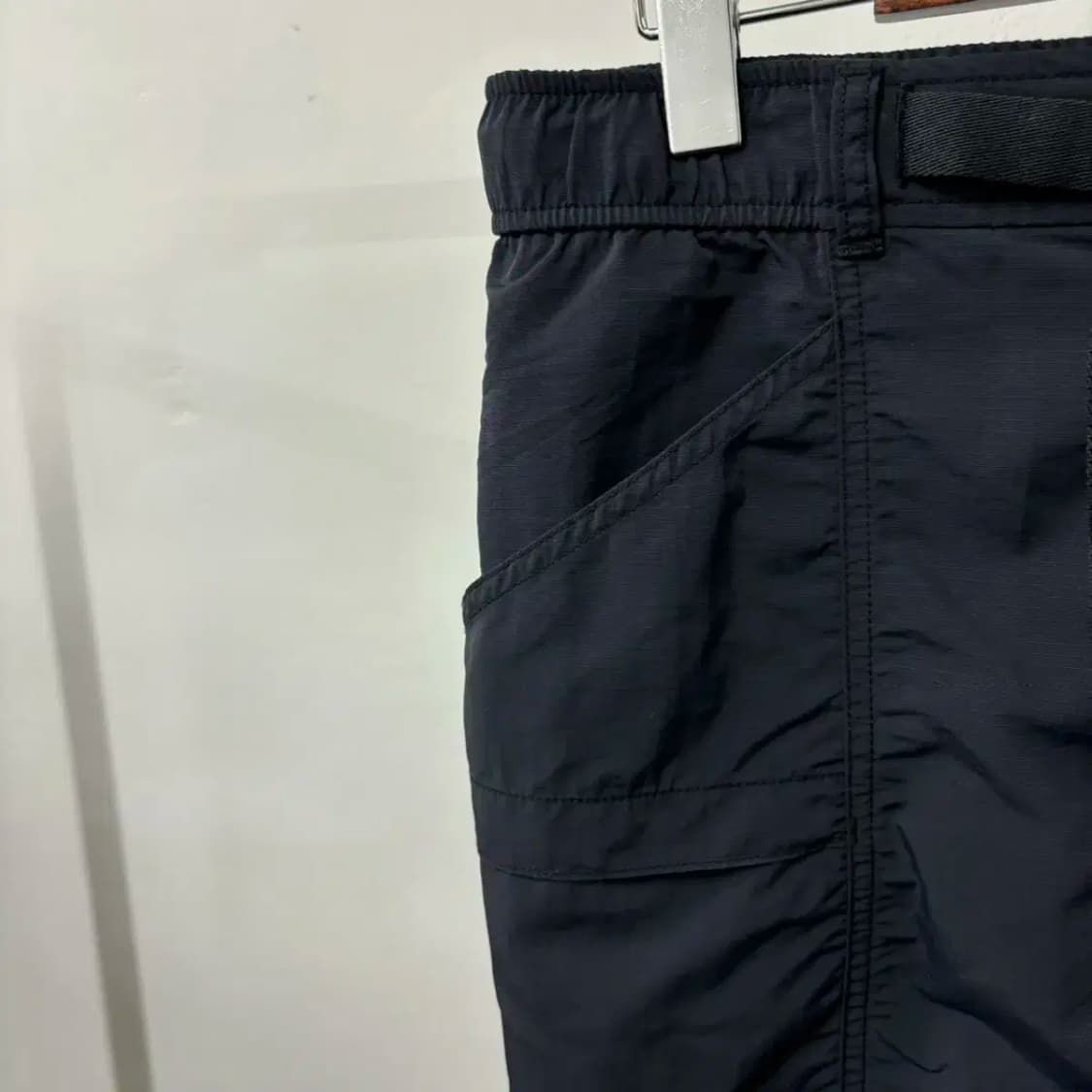 유니클로 블랙 나일론 반바지 숏팬츠(27) 급처해요 상품이미지6
