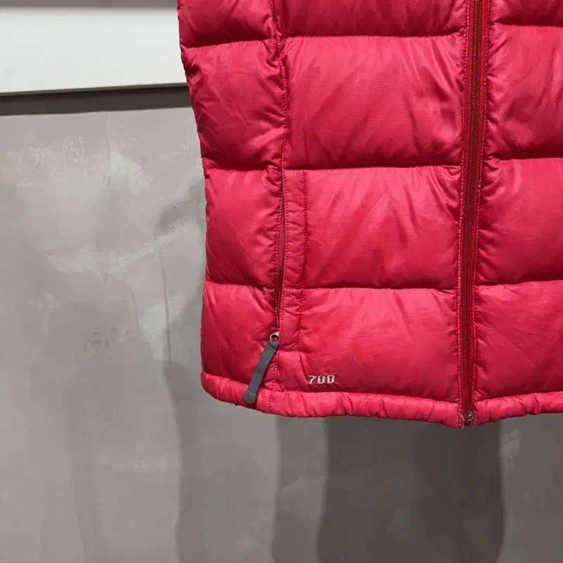 (85) 노스페이스 여성 등산 아웃도어 캐주얼 거위털 패딩조끼 상품이미지4