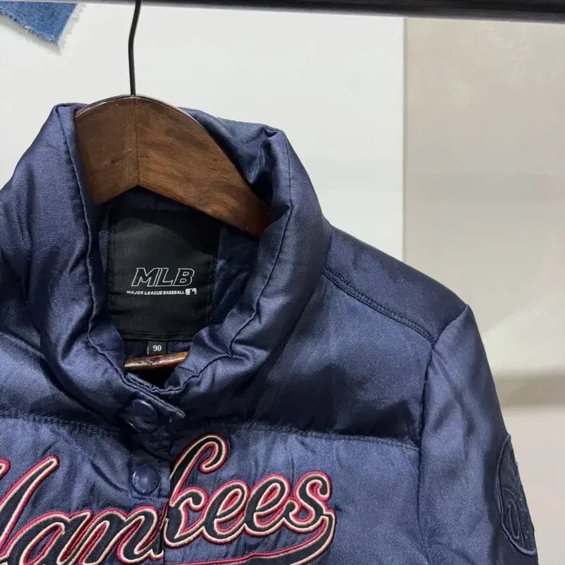 (90) MLB 여성 야구 스트릿 뉴욕양키스 패딩 상품이미지2