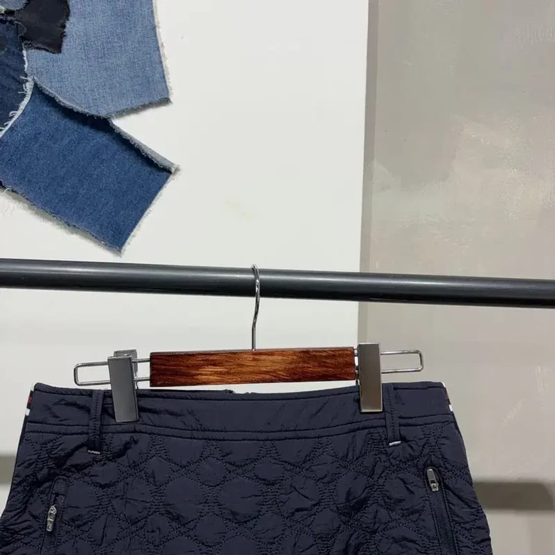 (26~27인치) 파리게이츠 여성 골프 퀼팅 패딩 미니스커트 치마 상품이미지2
