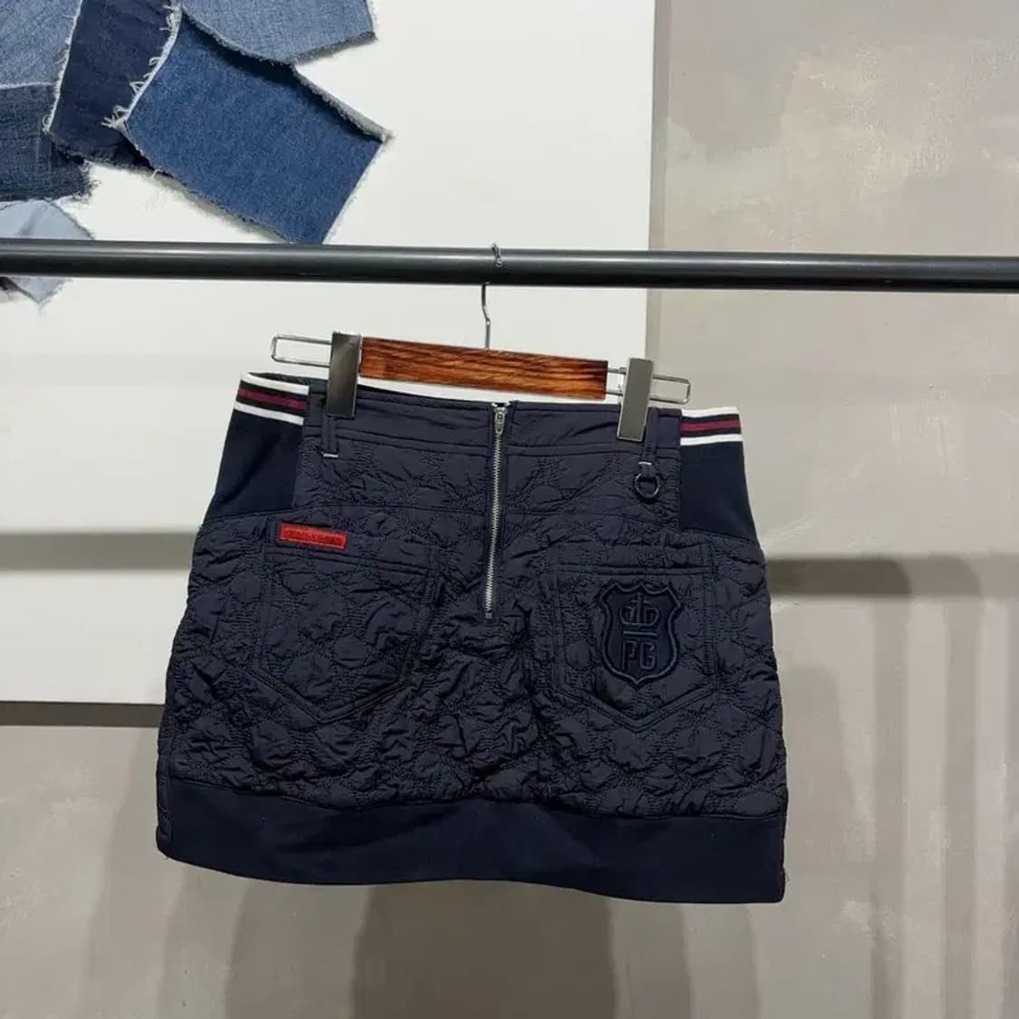 (26~27인치) 파리게이츠 여성 골프 퀼팅 패딩 미니스커트 치마 상품이미지4