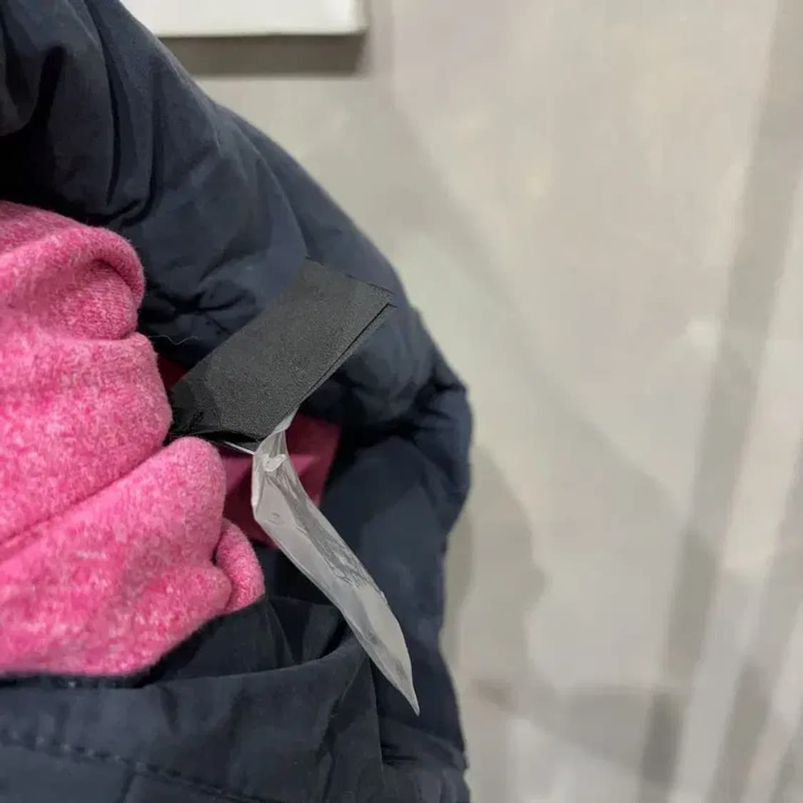 (85) 슈퍼드라이 여성 캐주얼 스트릿 양털 패딩조끼 상품이미지5