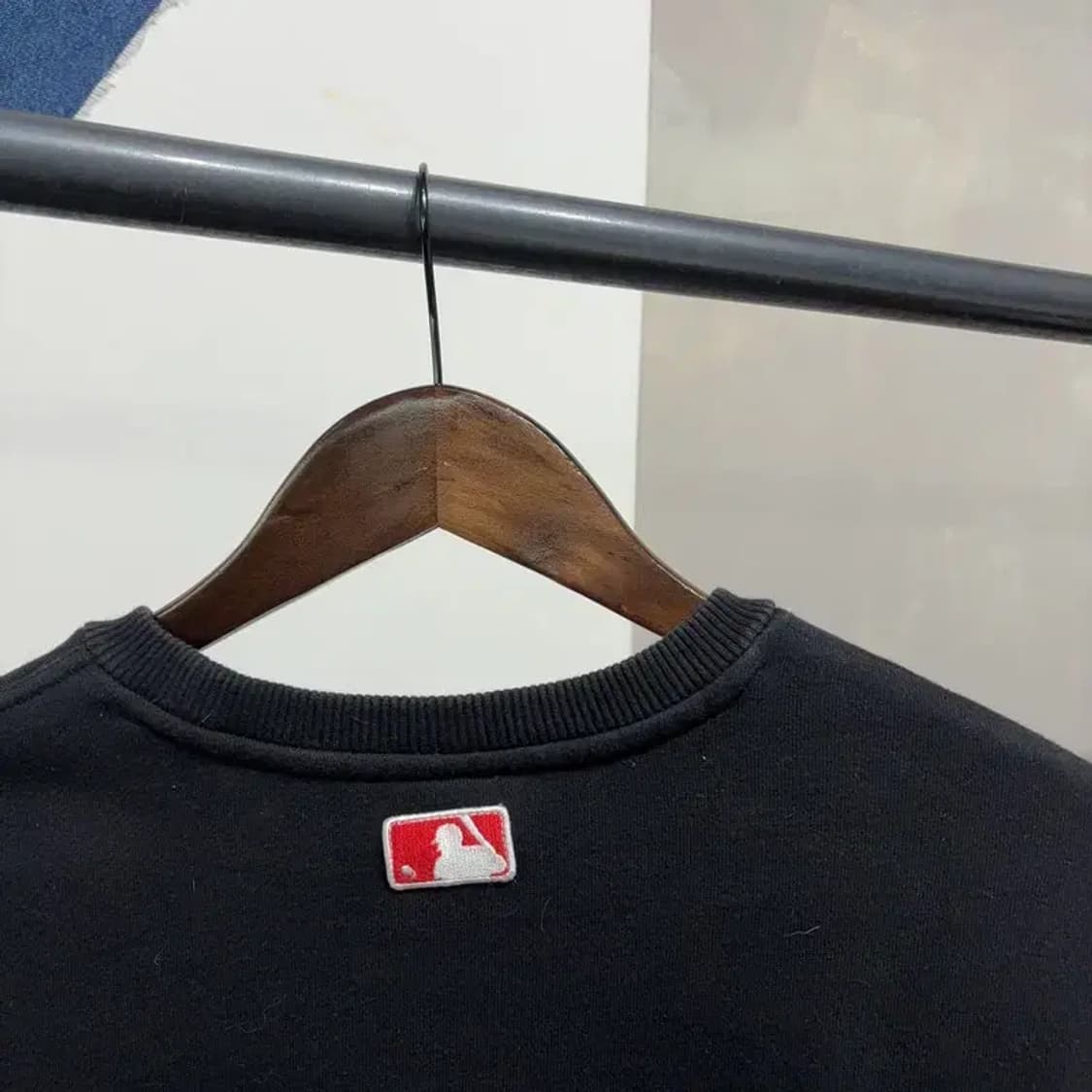 (95) MLB 여성 캐주얼 스트릿 기모 프린팅 뉴욕양키스 맨투맨 상품이미지5