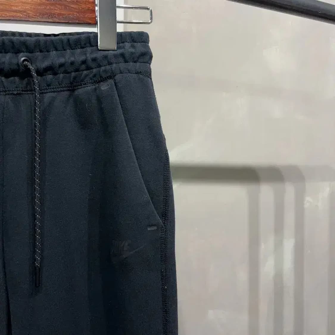 (23~24인치) 나이키 여성 테크팩 조거팬츠 운동바지 상품이미지3