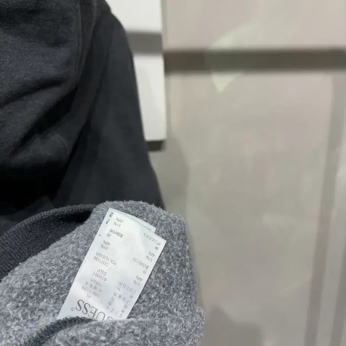 (105) 게스 캐주얼 스트릿 프린팅 기모 후드티 상품이미지5
