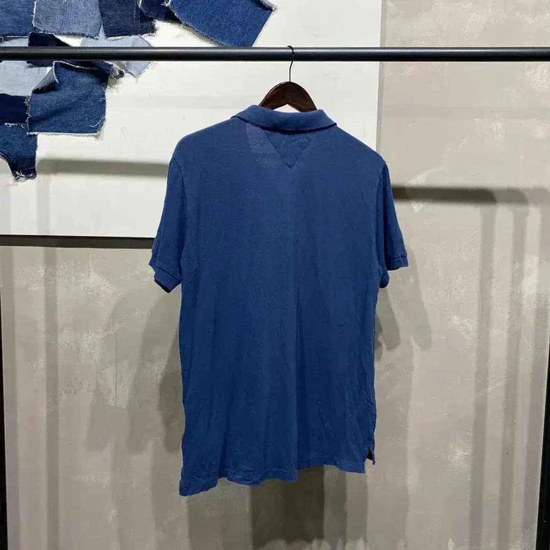 (100) 타미힐피거 캐주얼 슬림핏 자수 반팔 카라티 상품이미지4