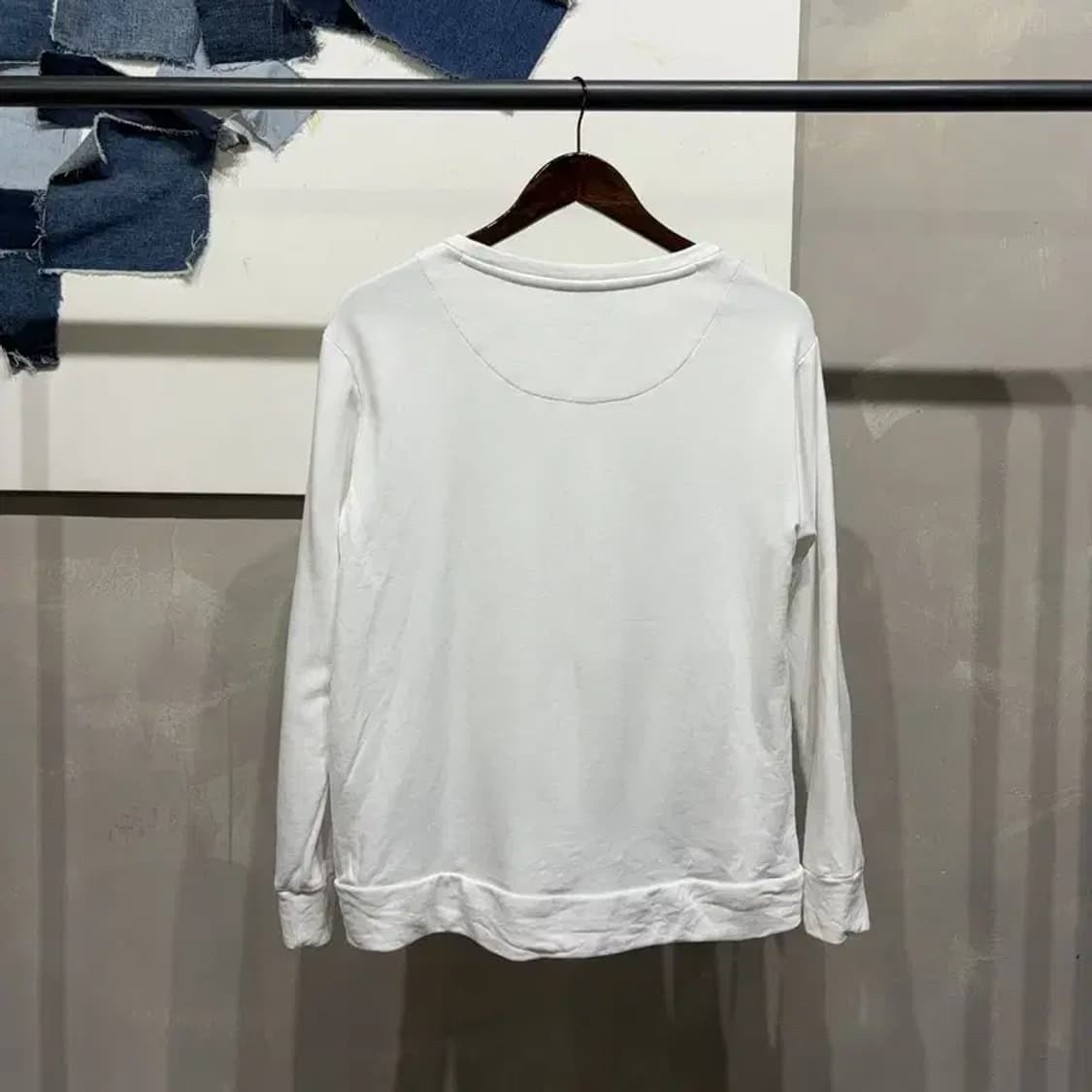 (95) DKNY 여성 캐주얼 프린팅 맨투맨 긴팔 티 상품이미지4