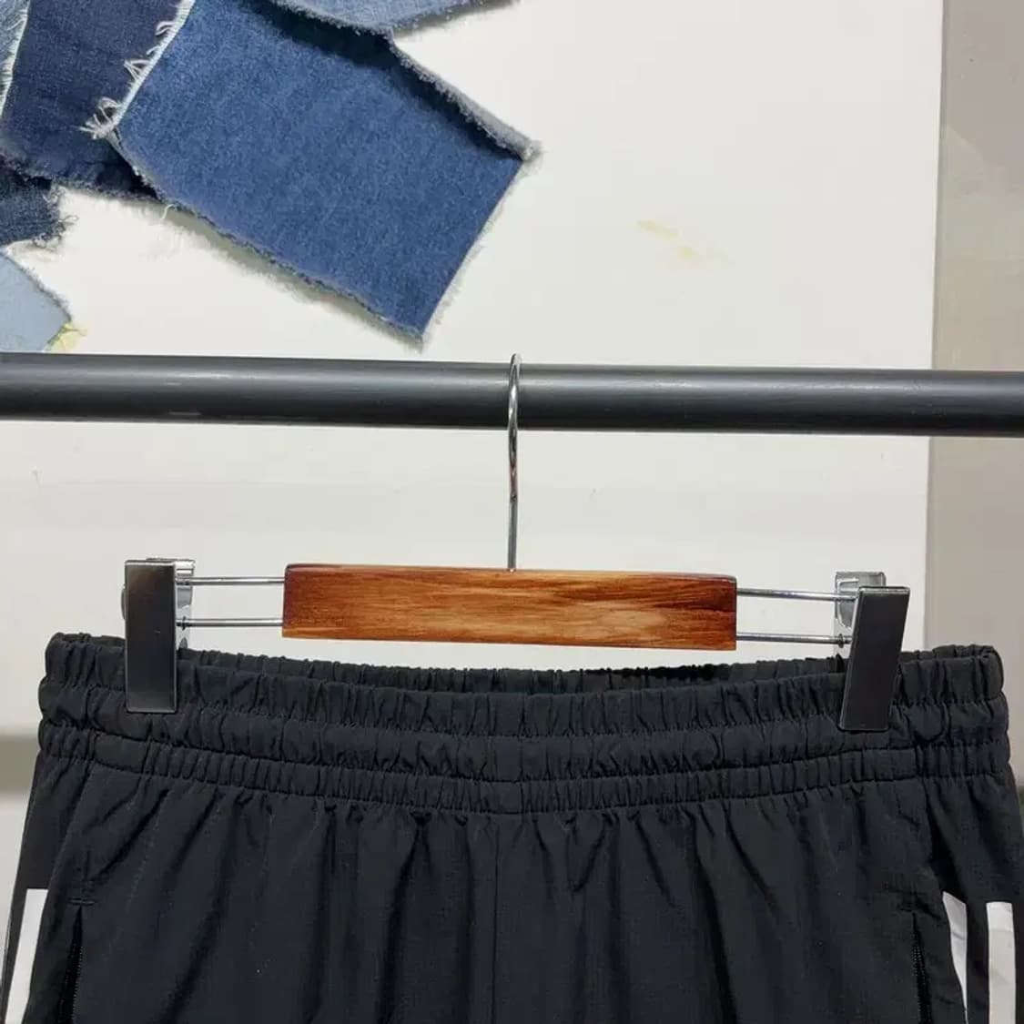 (30~32인치) 아디다스 스포츠 운동 밴딩 반바지 상품이미지2